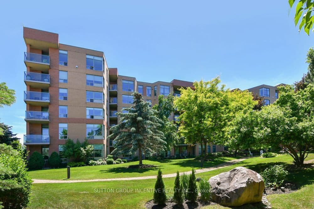 Unit 502 4 Briar Hill Heights photo 1
