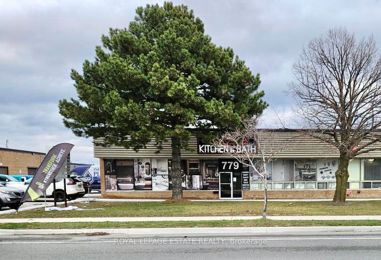 779 Alness Street photo 1