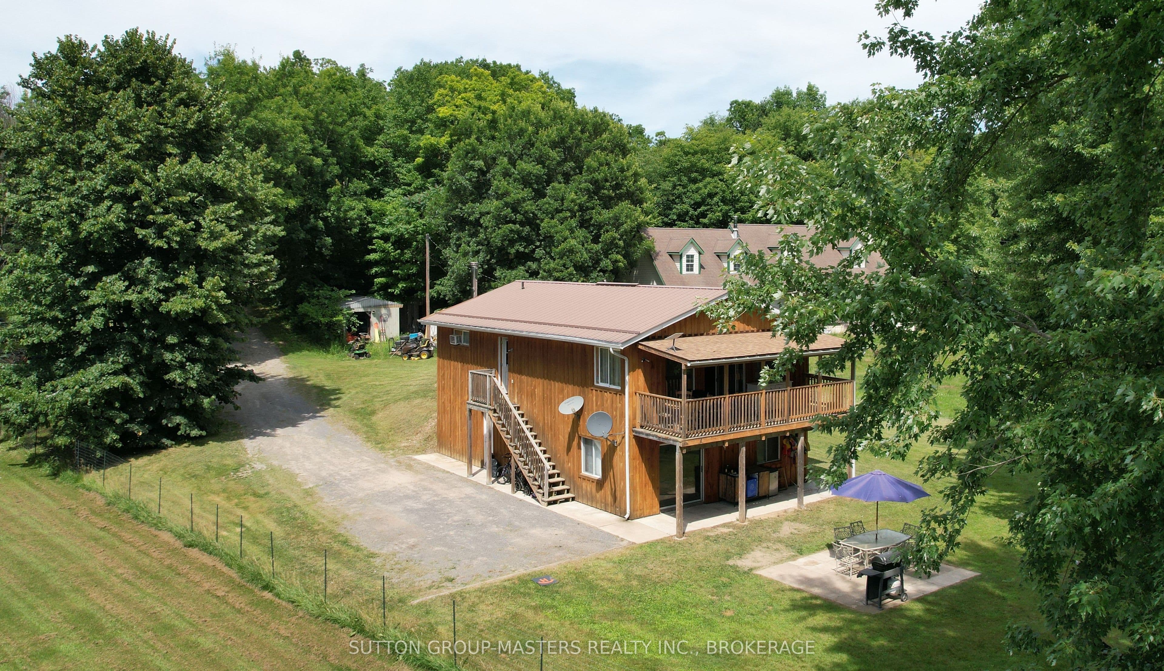 811 Pierces Lane photo 1