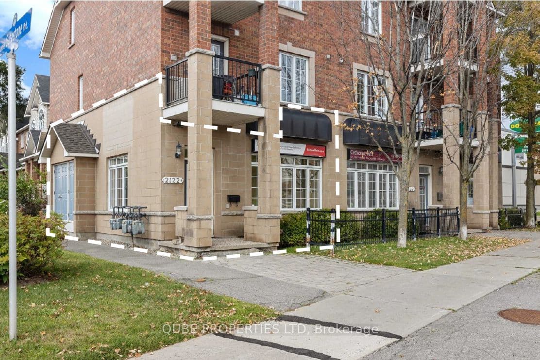 Unit B 2122 Montreal Road photo 1