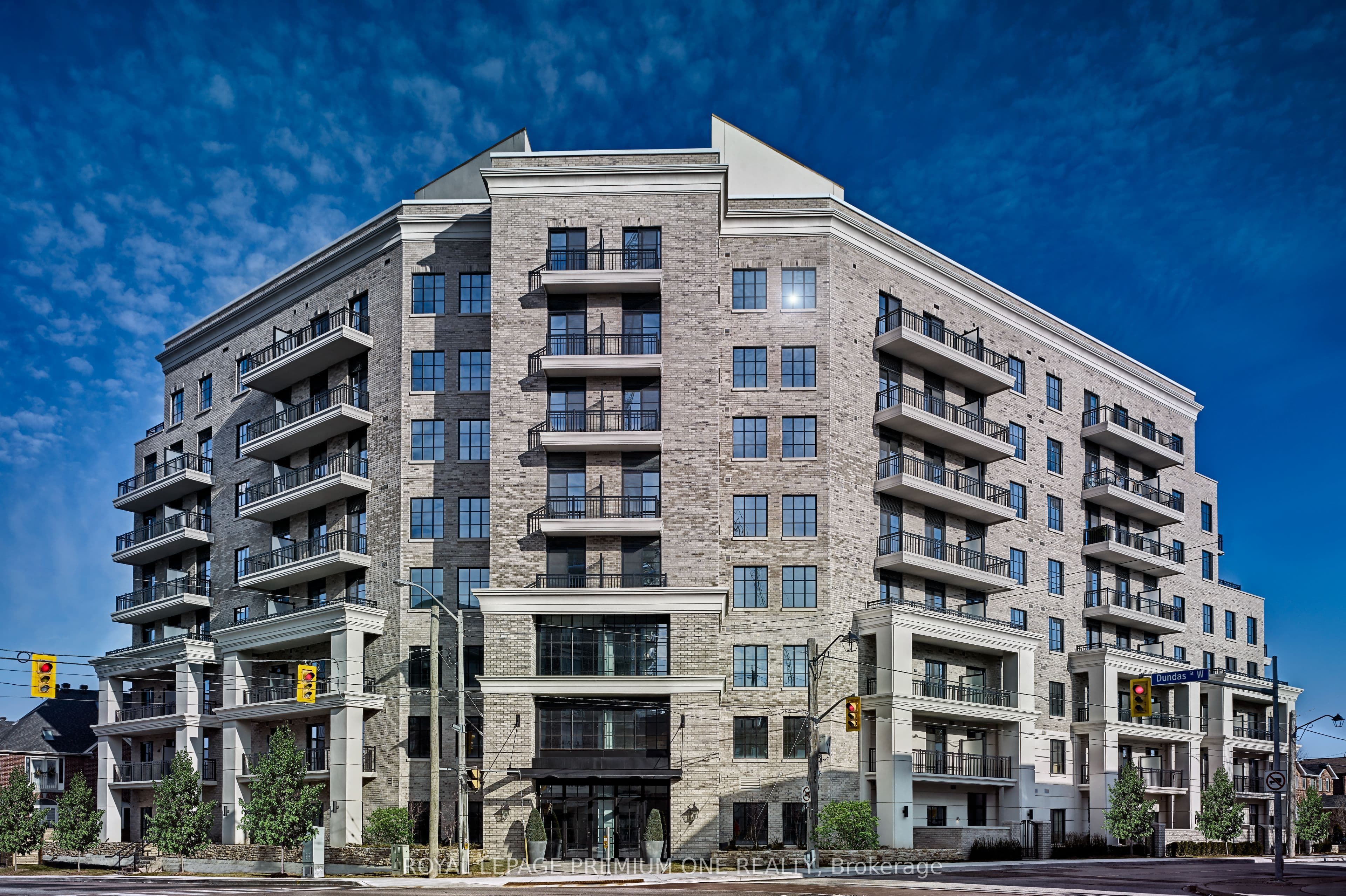 Unit 214 38 Earlington Avenue photo 1