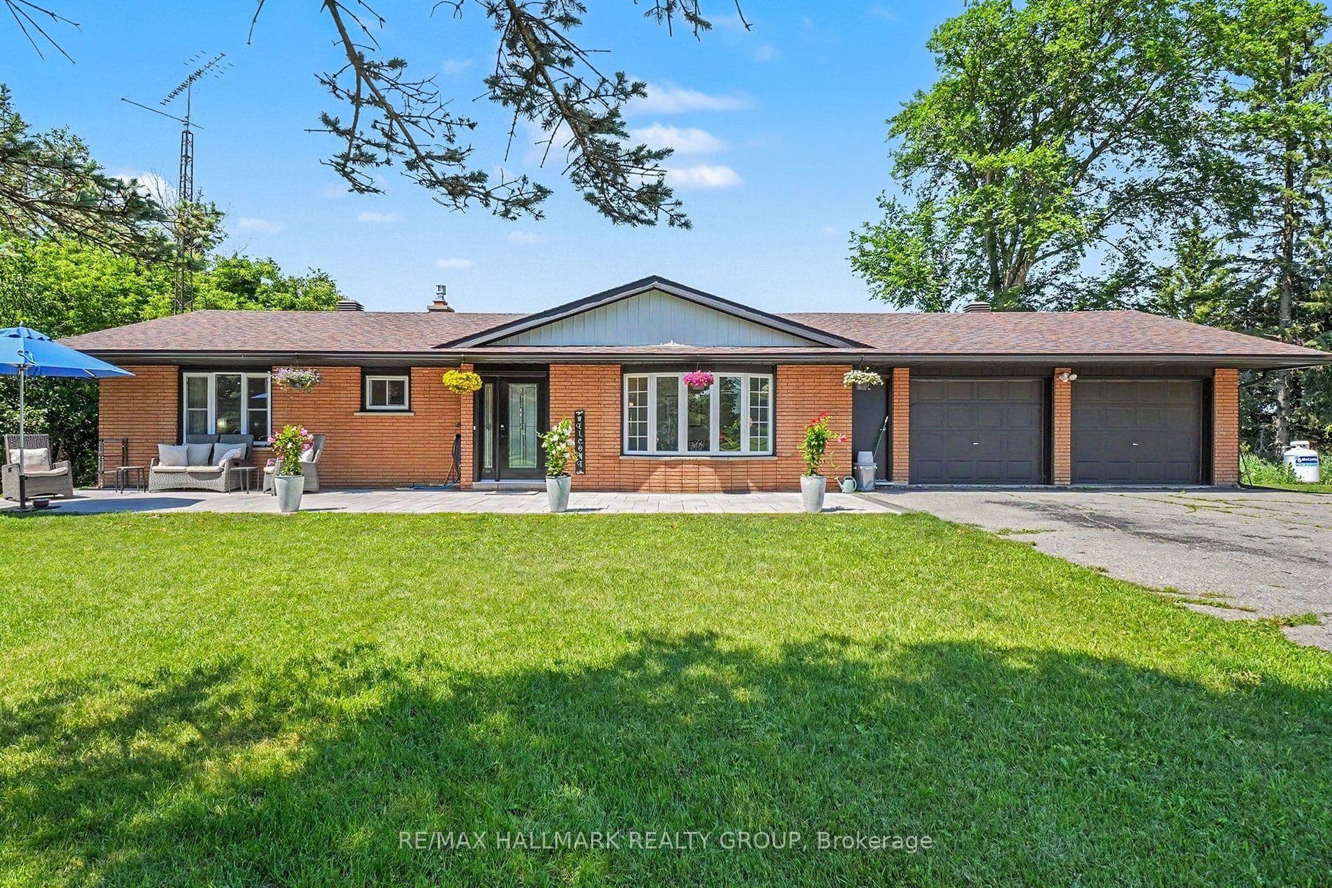 1475 Beachburg Road photo 1