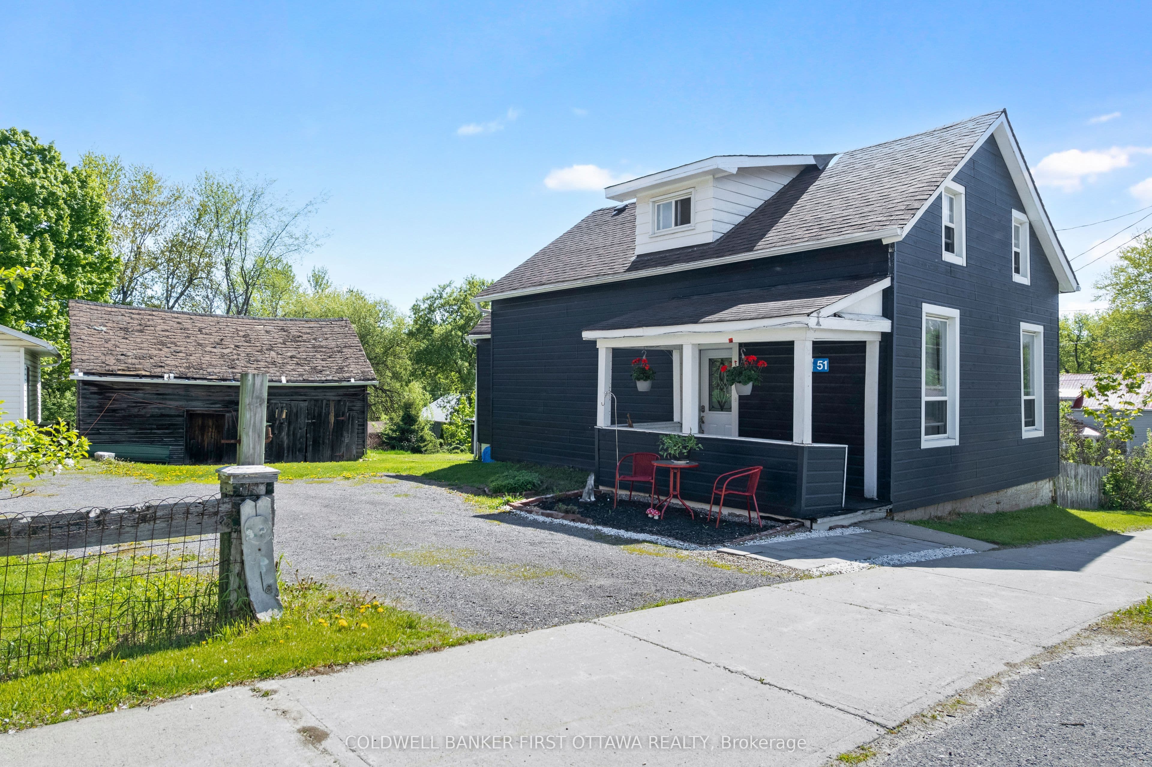 51 George Street photo 1