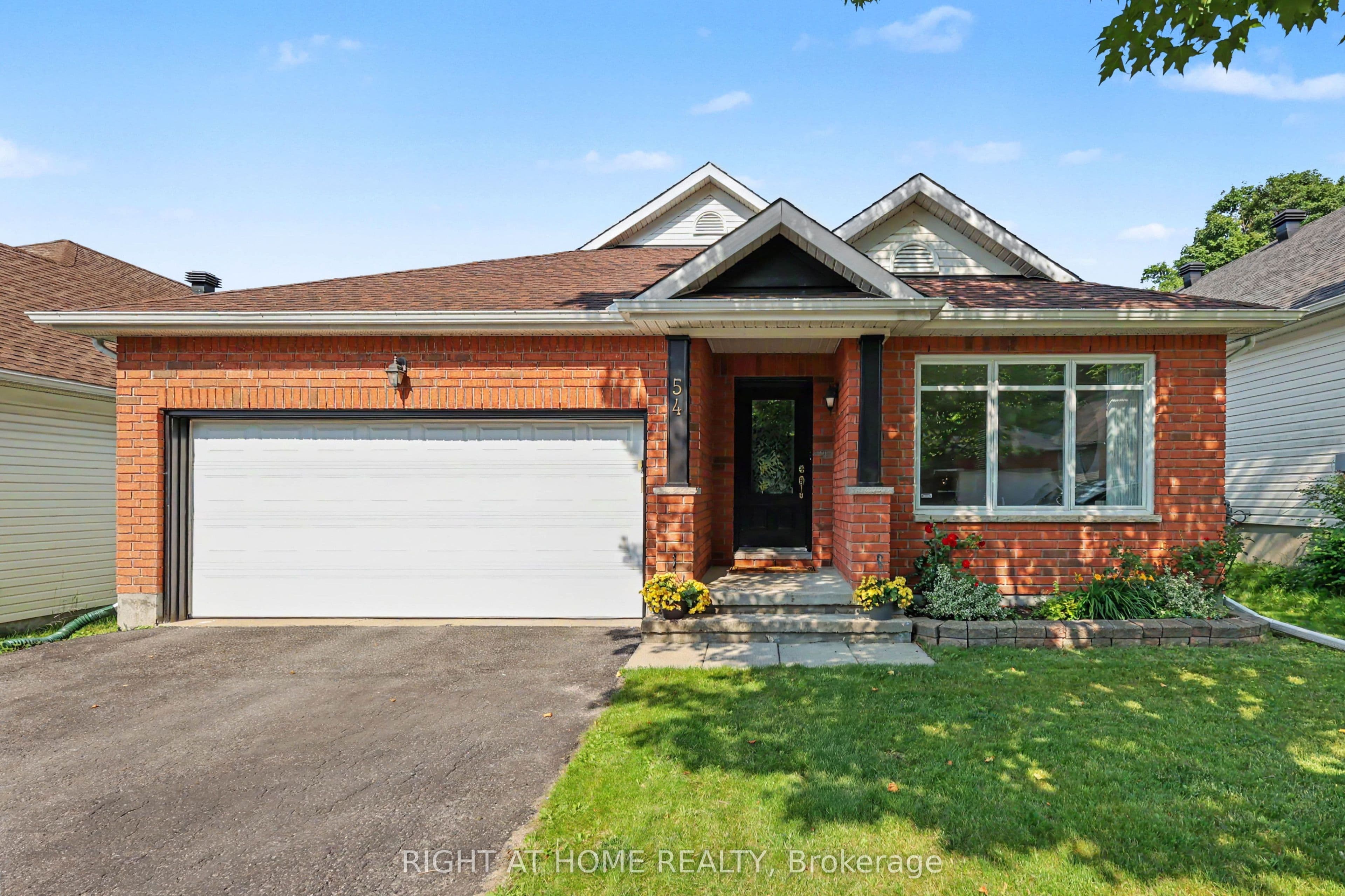 54 Fieldcrest Avenue photo 1