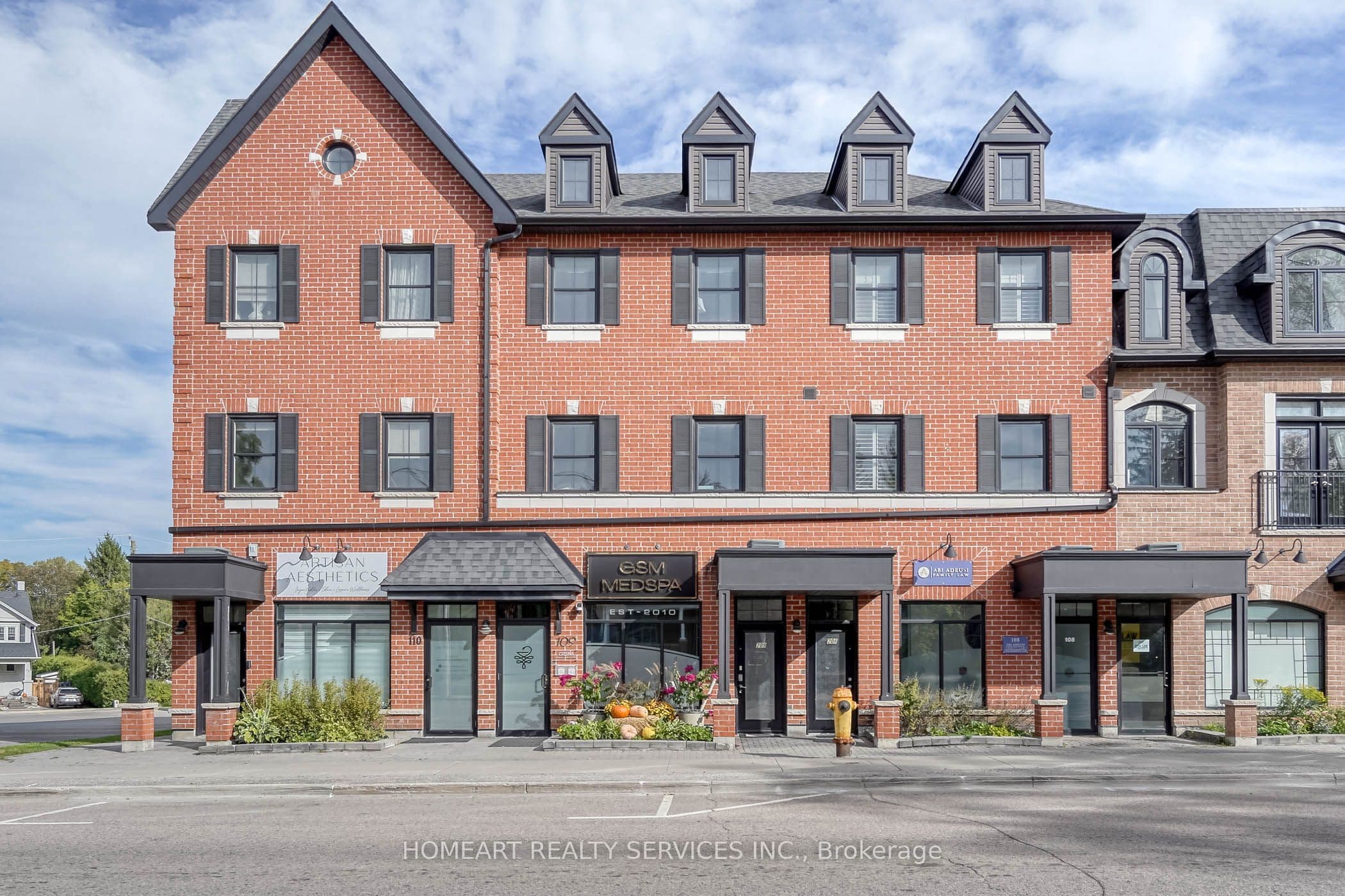Unit 209 17 Baldwin Street photo 1