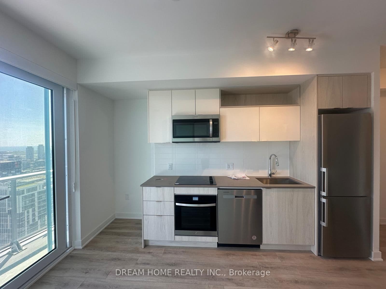 Unit 4106 100 Dalhousie Street photo 1