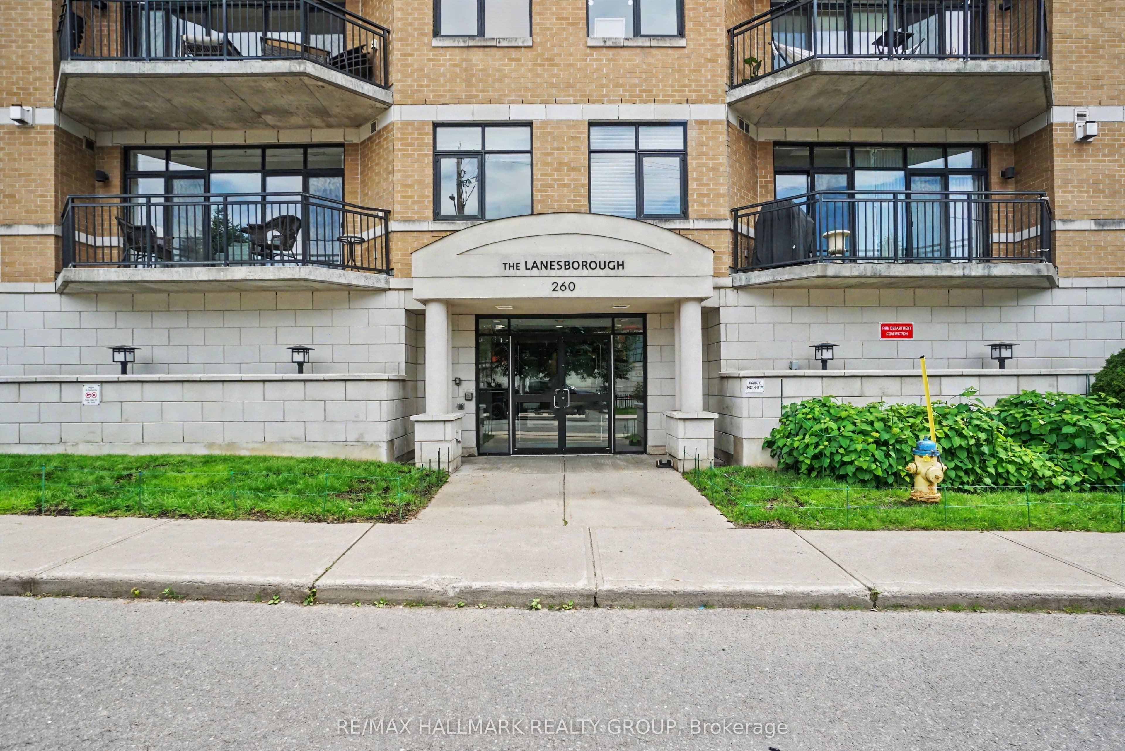 Unit 408 260 Besserer Street photo 1