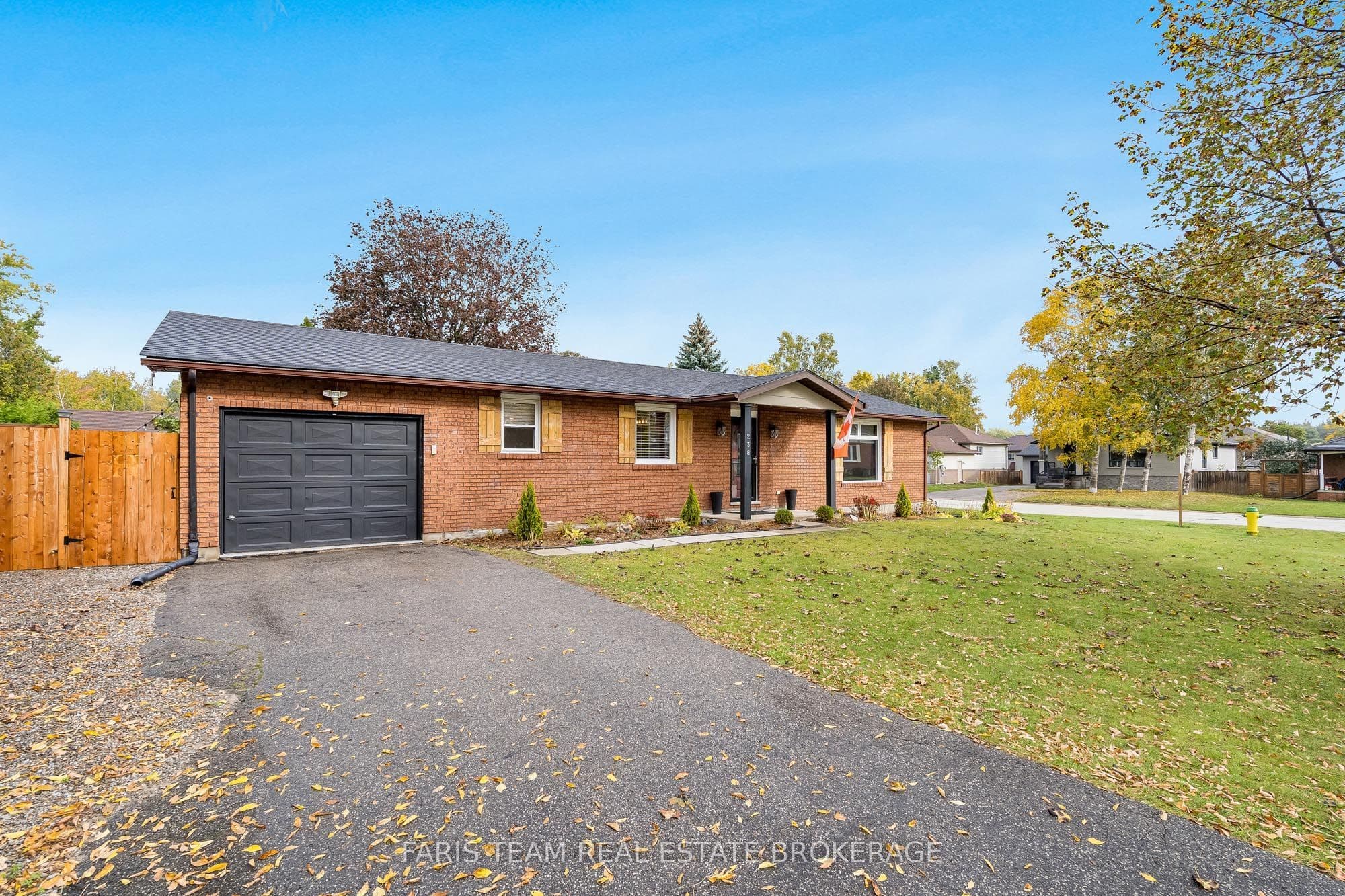 238 McCrea Drive photo 1