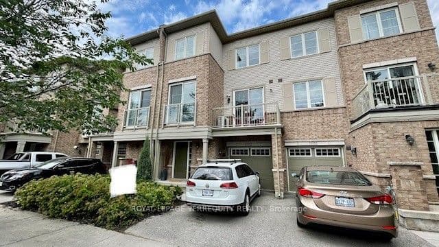 Unit 152 165 Hampshire Way photo 1