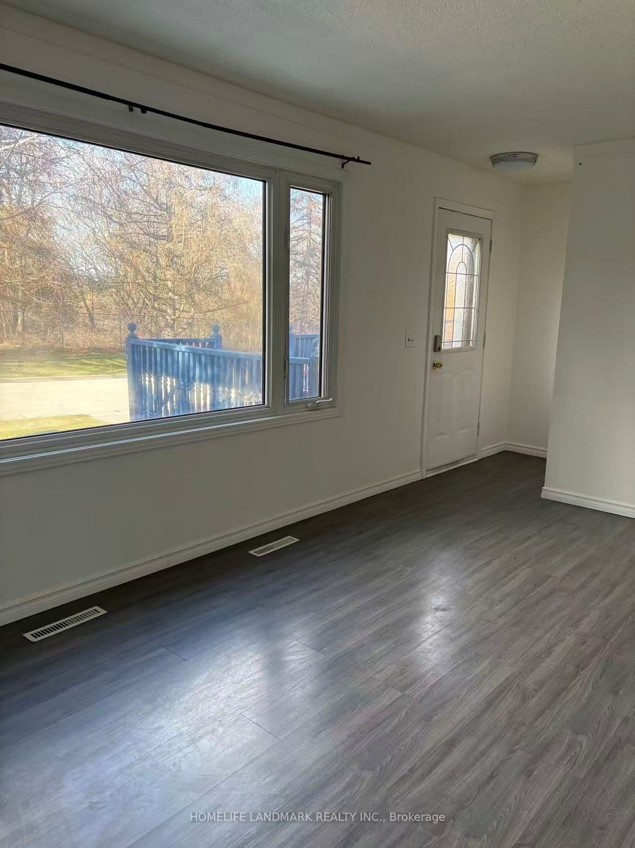185 Sinclair Avenue photo 1
