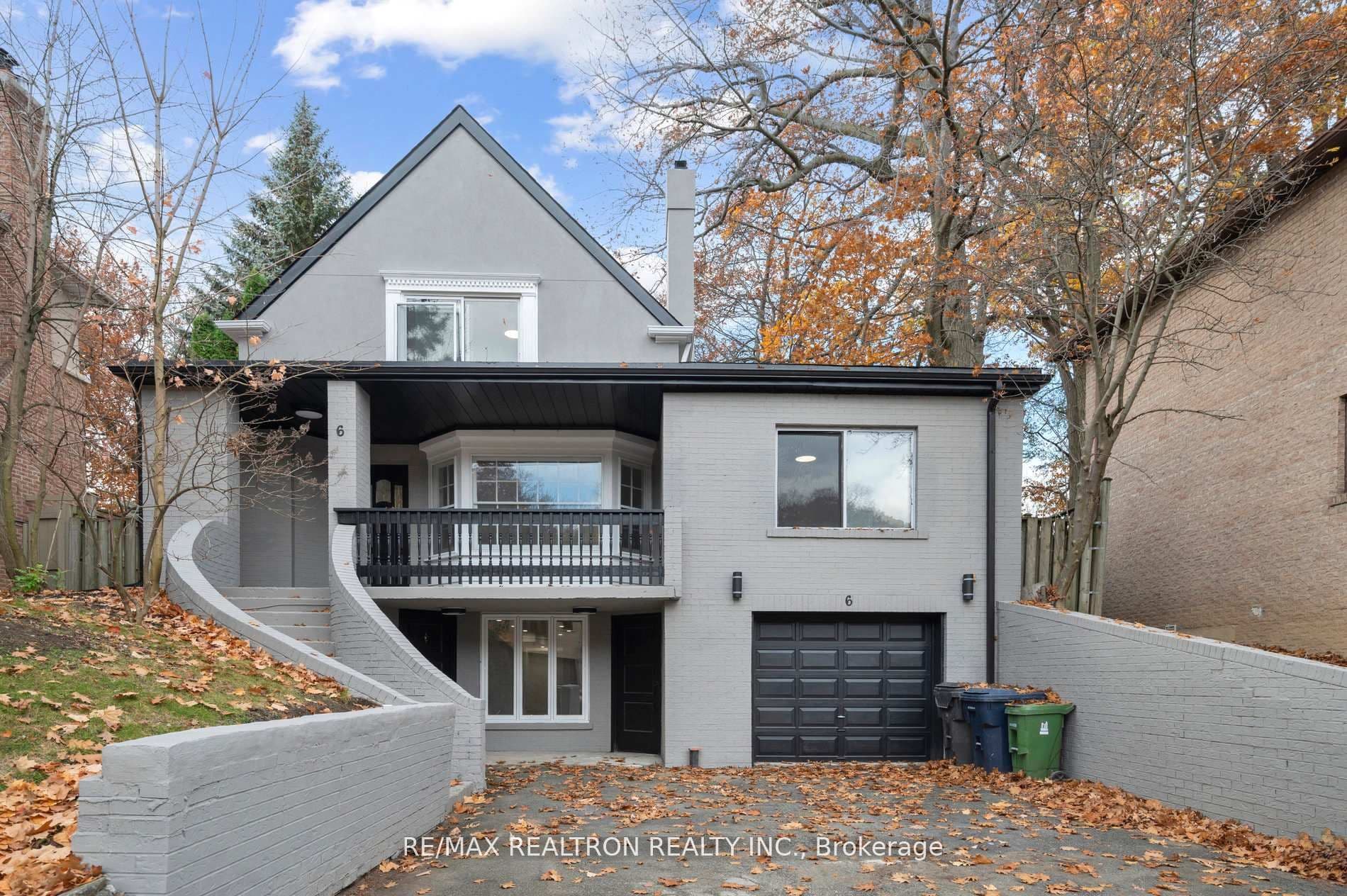 6 Woodvale Crescent photo 1