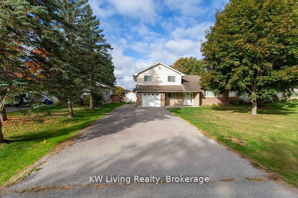 702 Lake Drive photo 1