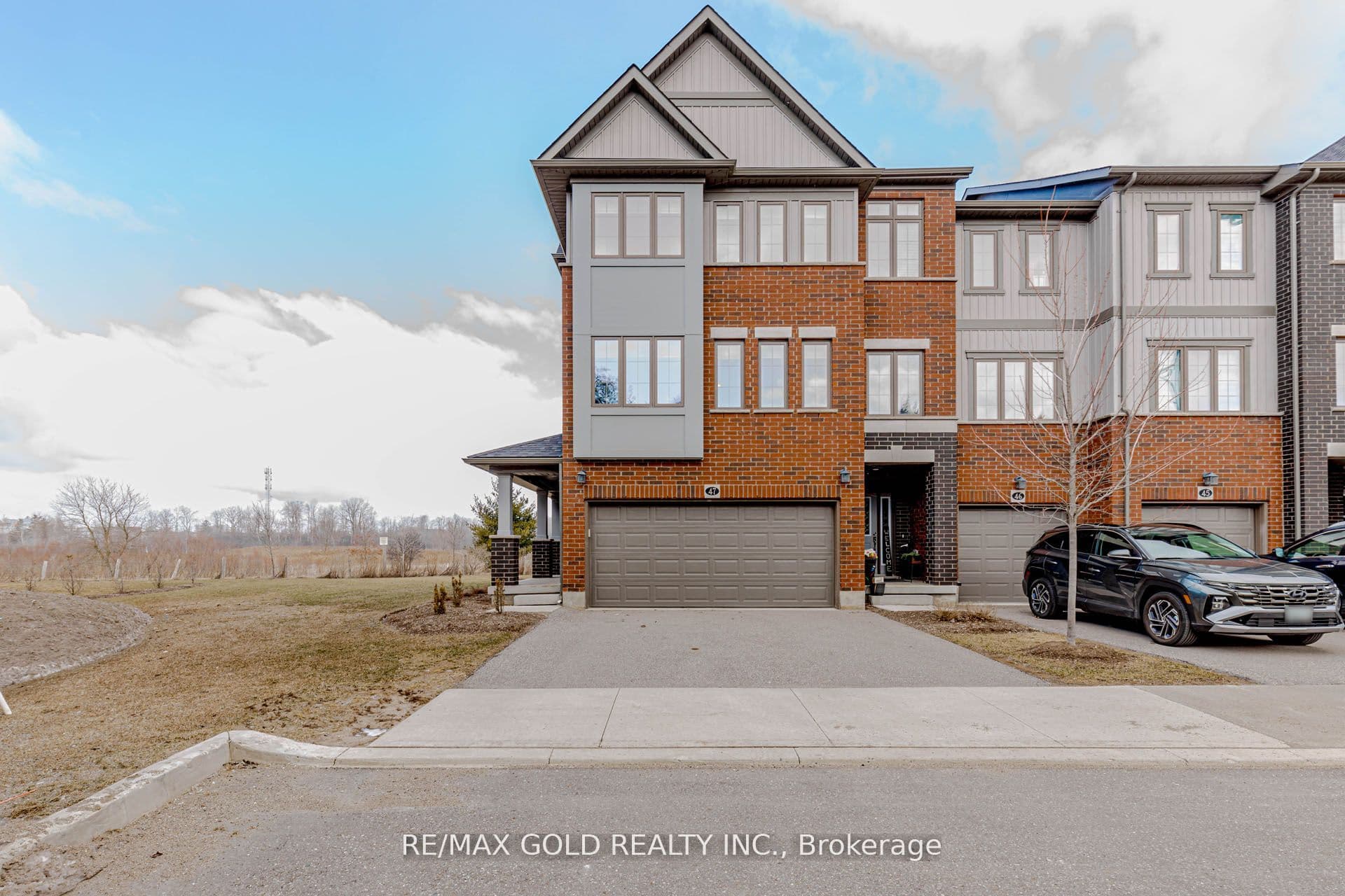 Unit 47 311 Woolwich Street photo 1