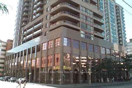 Unit 1008 736 Bay Street photo 1