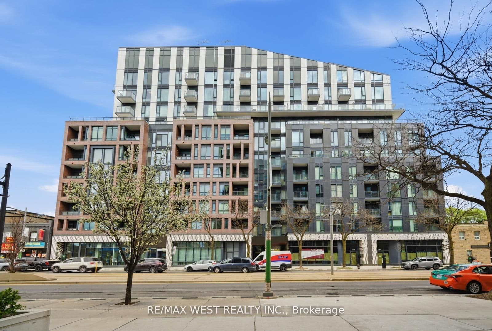 Unit 801 1808 St. Clair Avenue photo 1
