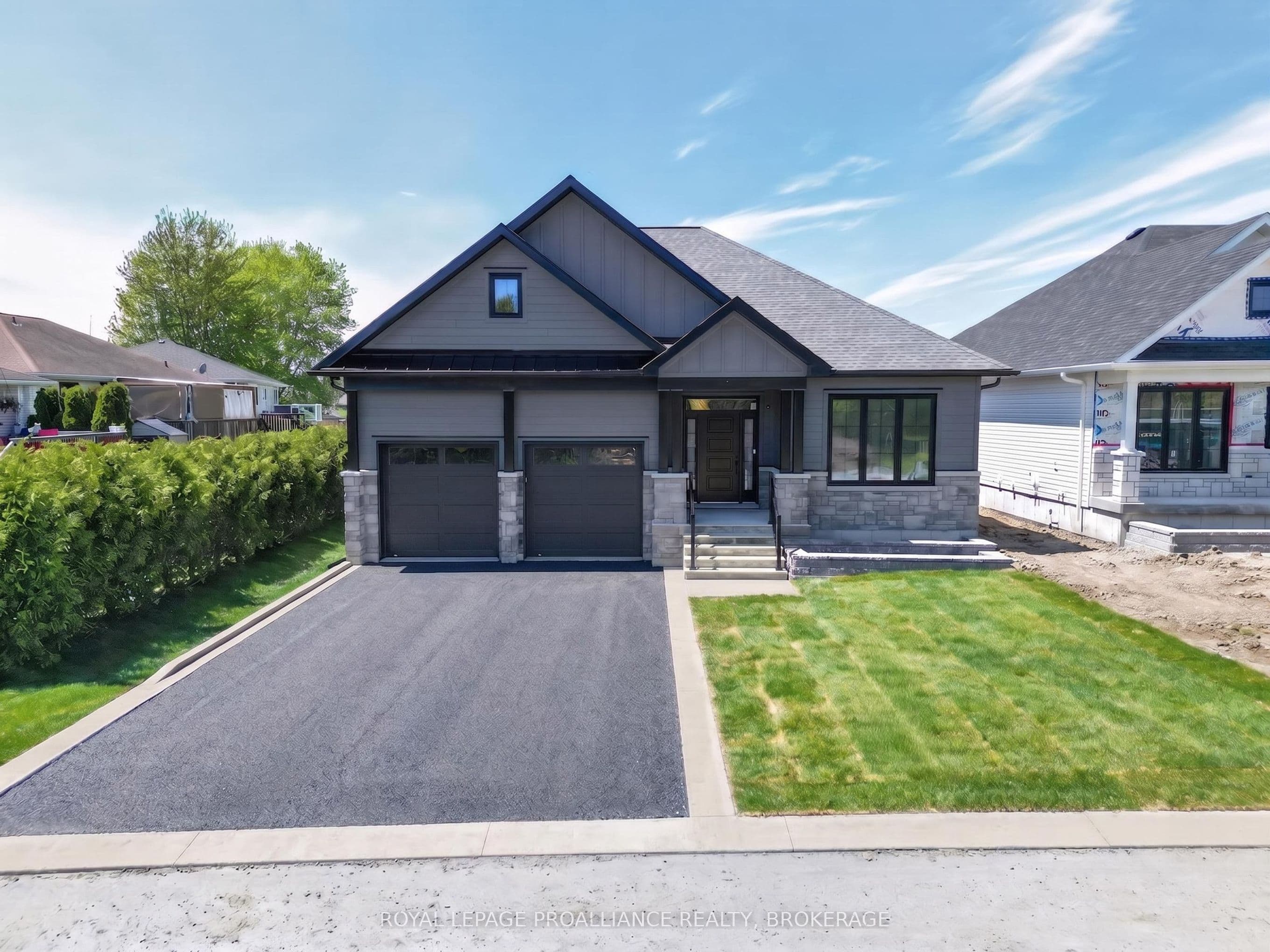 190 Jean Drive photo 1