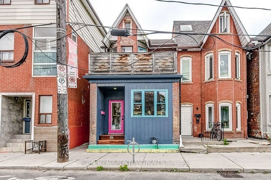1246 College Street photo 1
