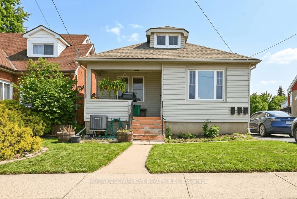 Unit Front 66 Queen Street photo 1