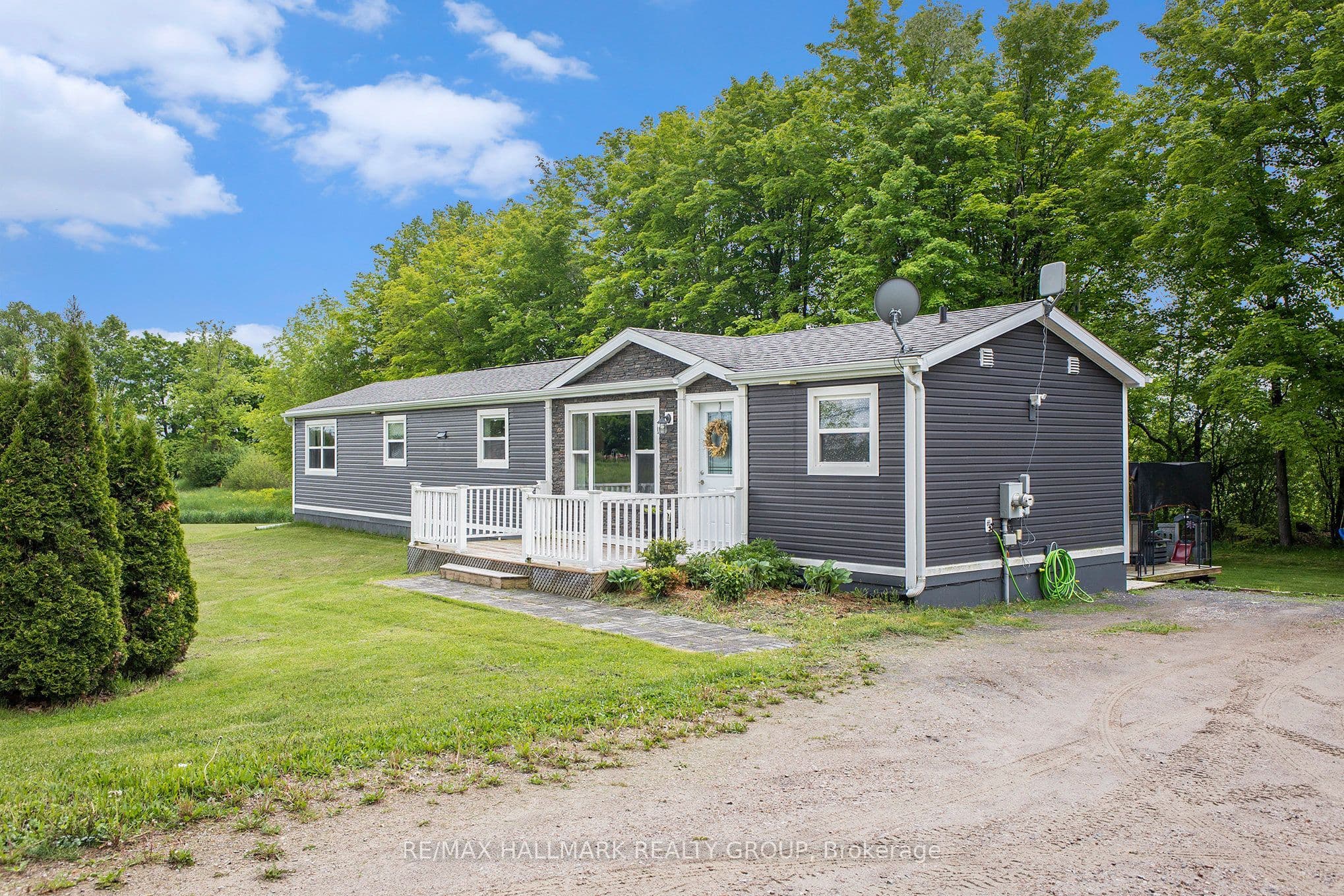 541 Drummond Conc 7 Road photo 1