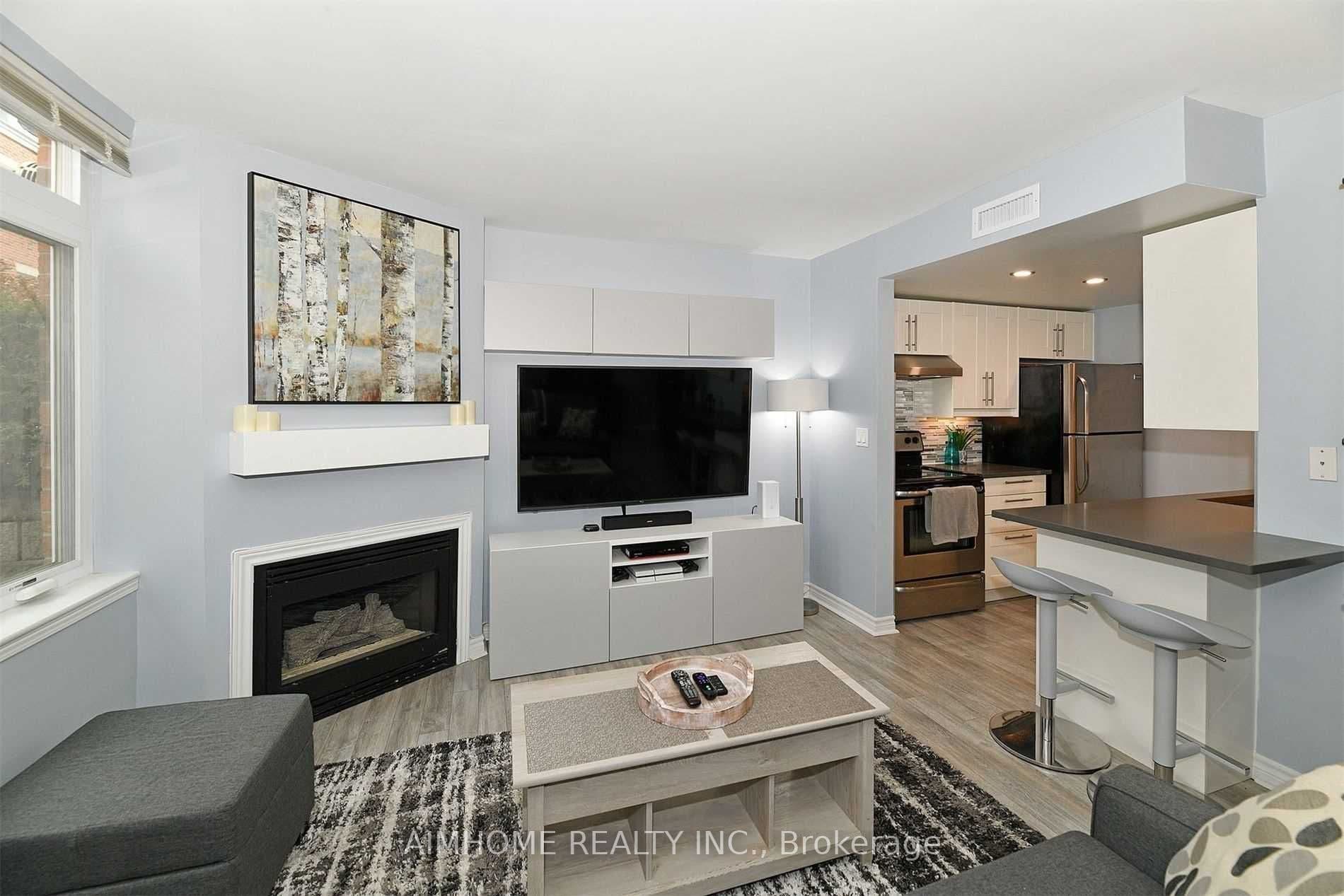 Unit 1 100 Redpath Avenue photo 1