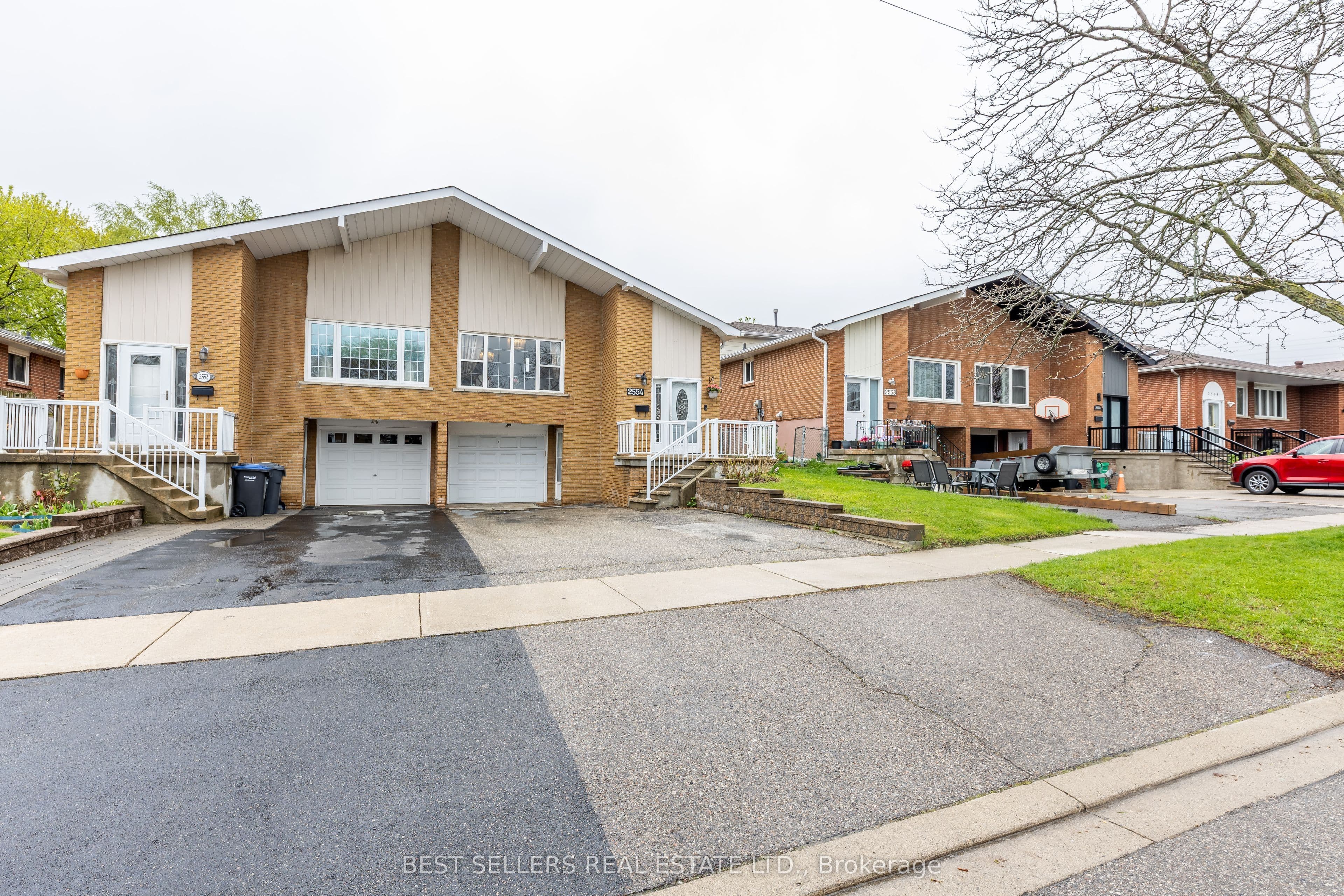 2554 Palisander Avenue photo 1