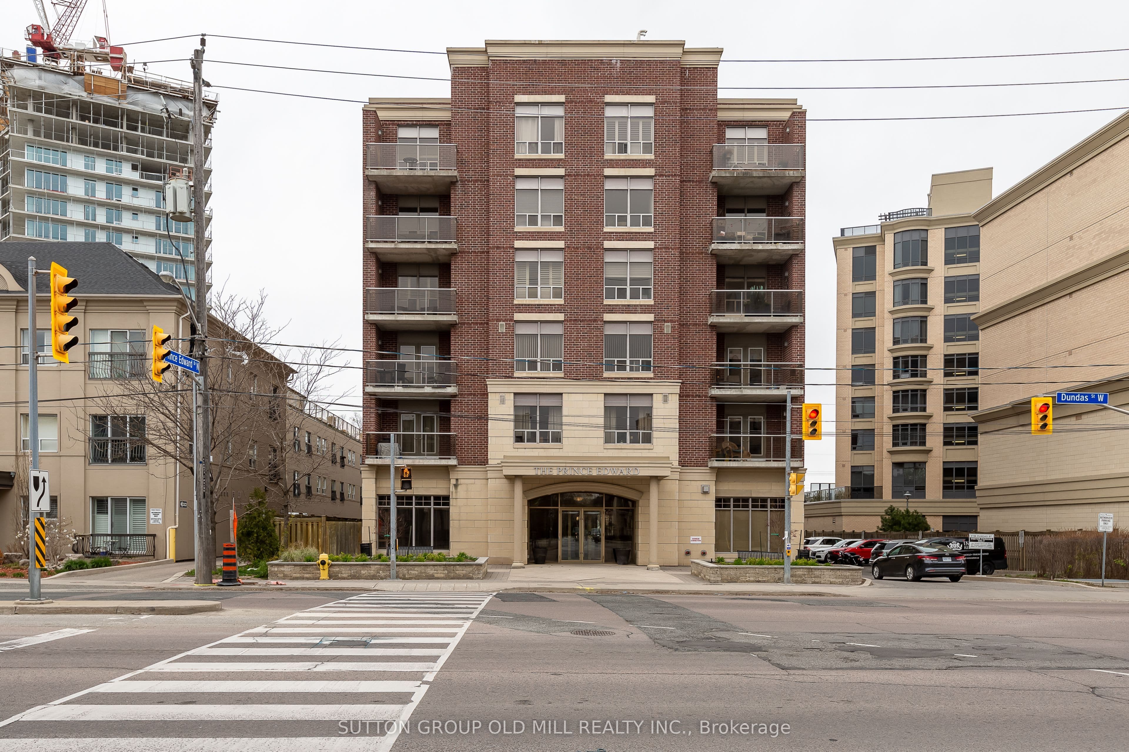 Unit 209 4196 Dundas Street photo 1