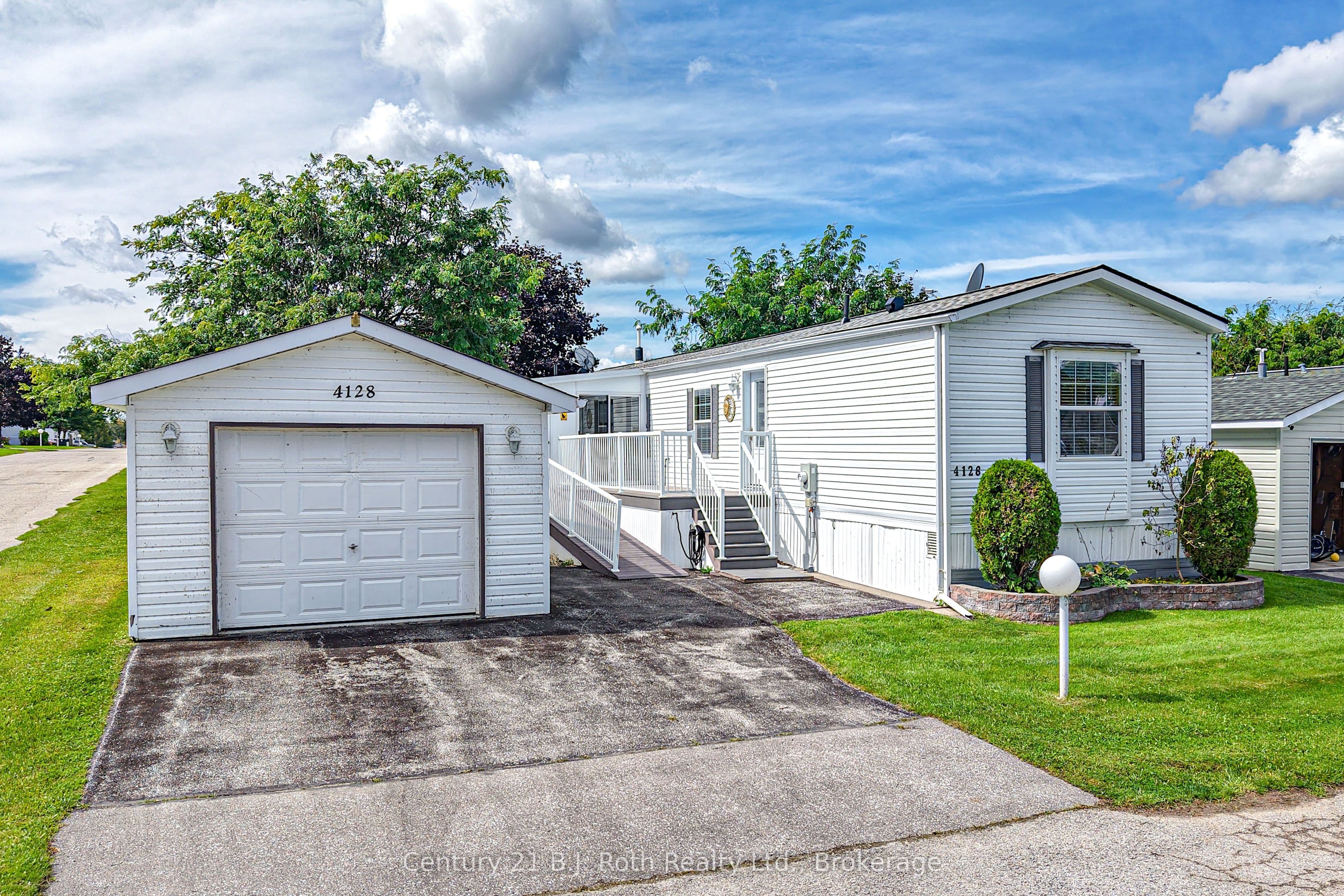 4128 Haines Street photo 1