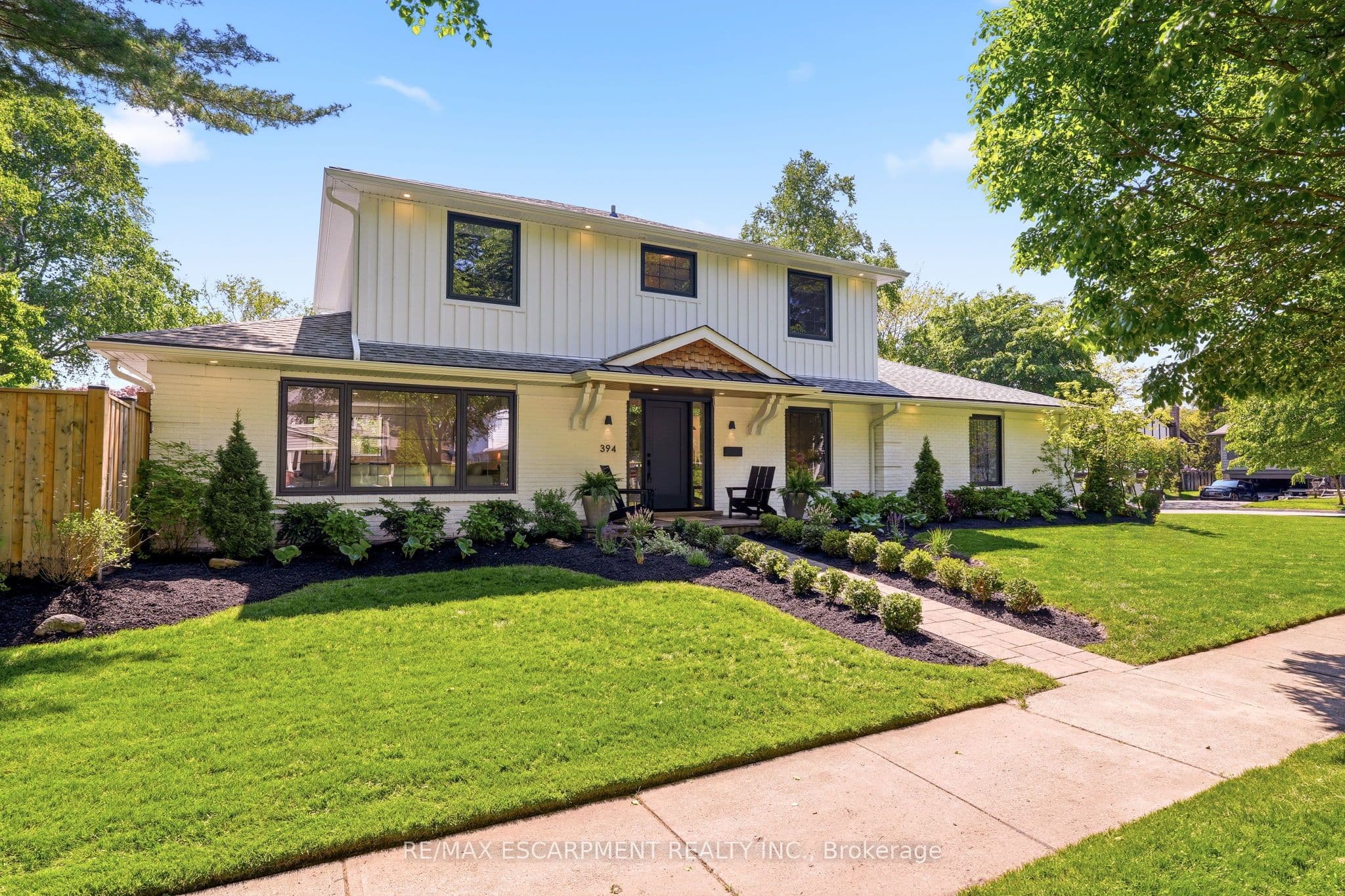 394 RANKIN Drive photo 1