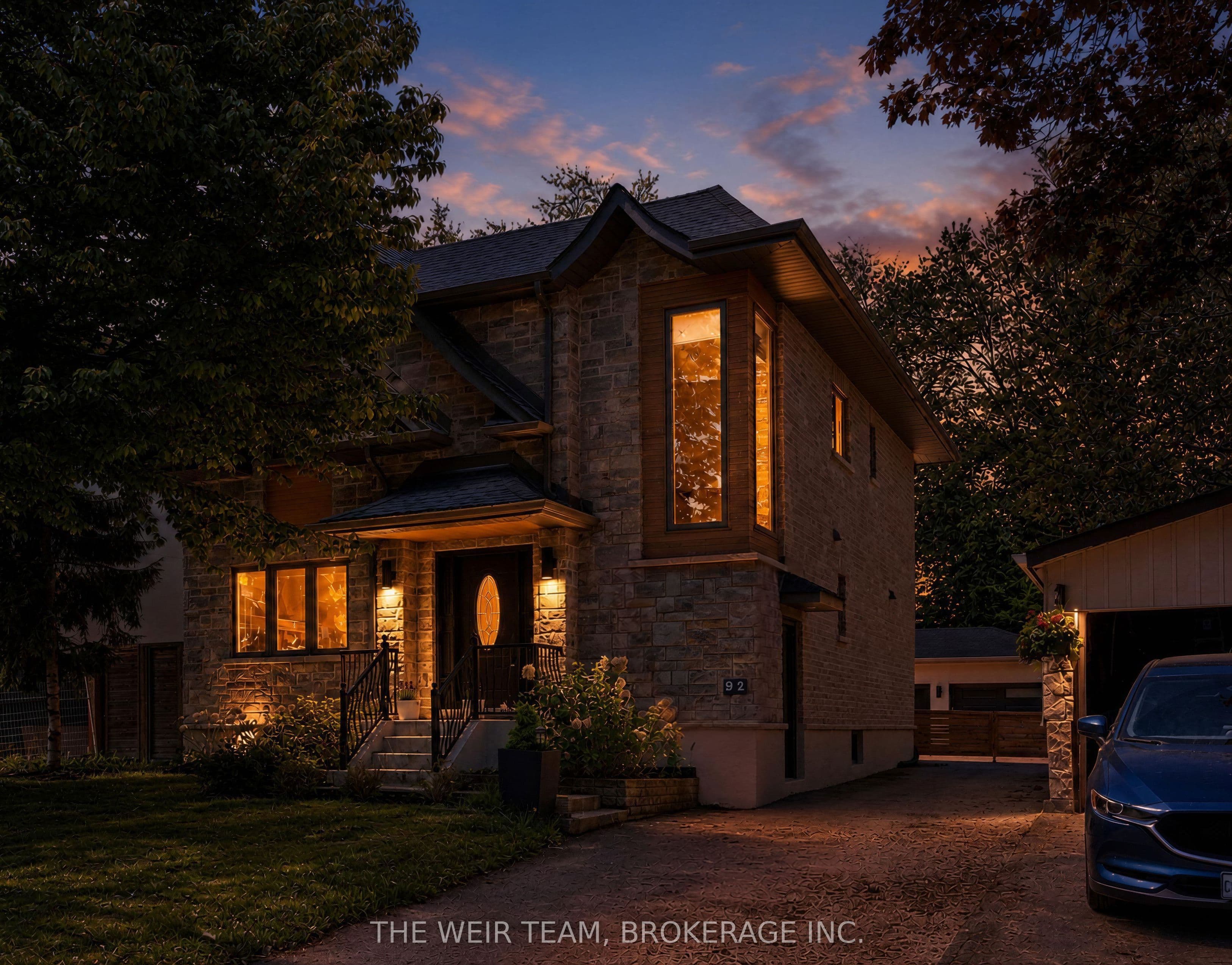 92 Gradwell Drive photo 1