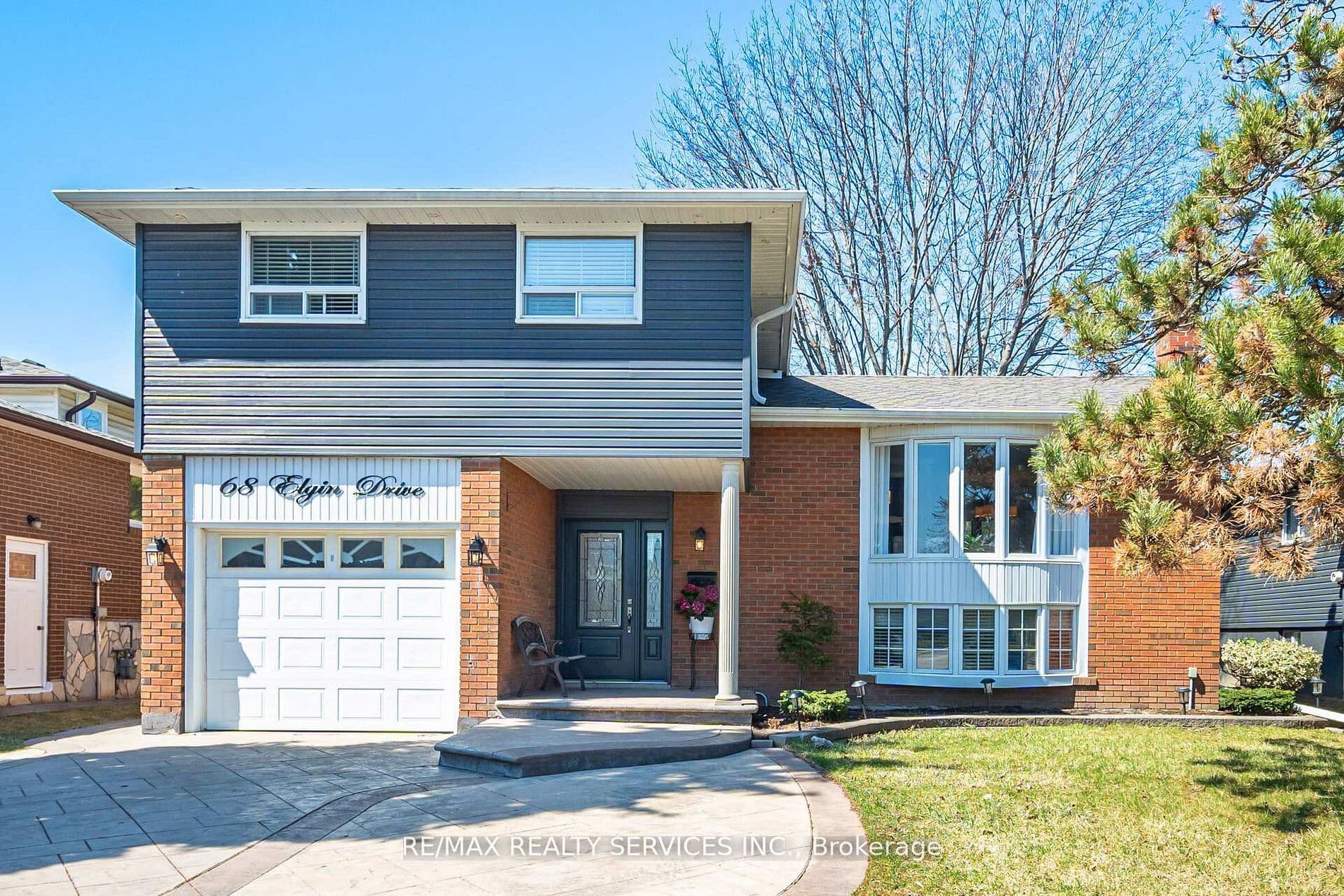 68 Elgin Drive photo 1