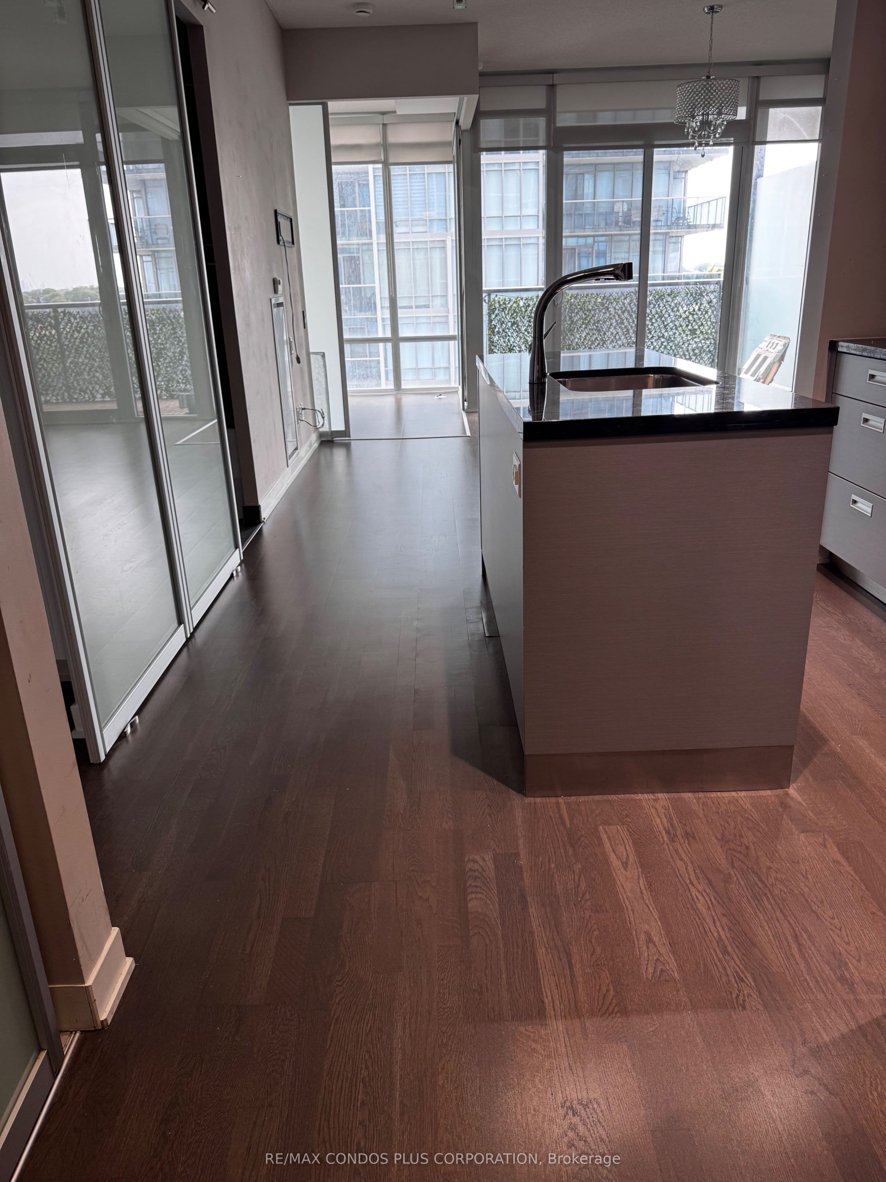 Unit 903 90 Park Lawn Road photo 1