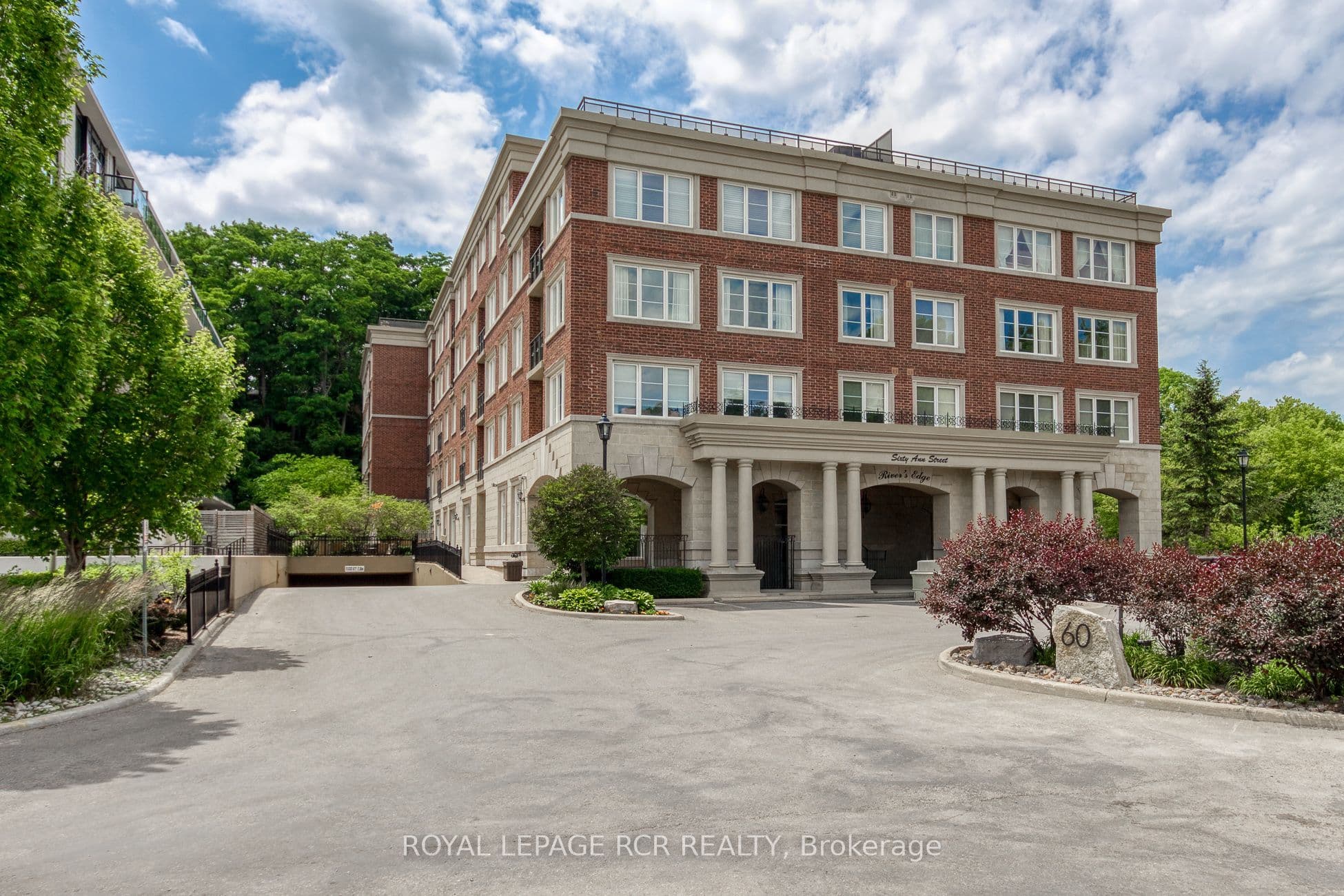 Unit 213 60 Ann Street photo 1