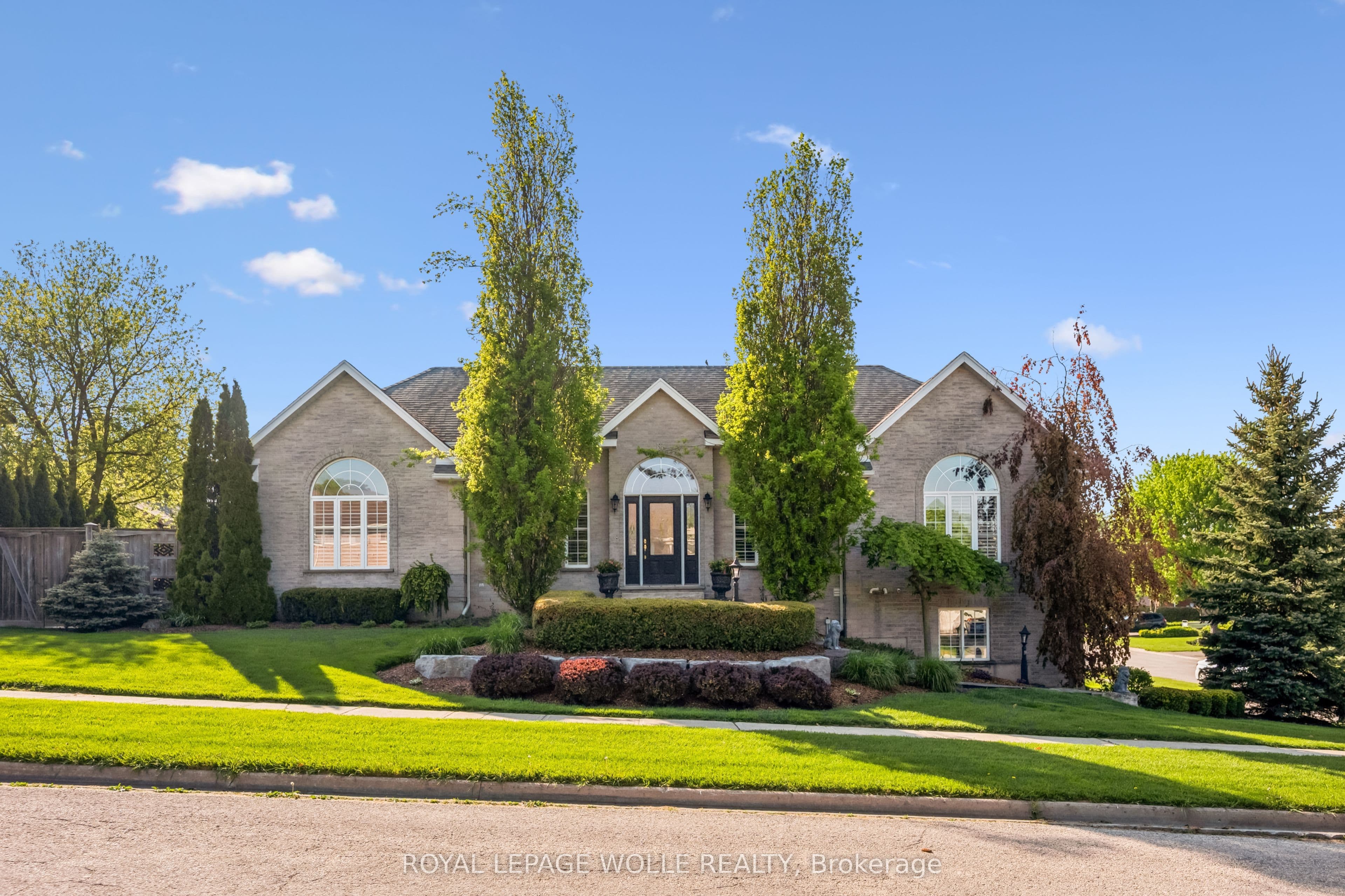 20 Bonniewood Drive photo 1
