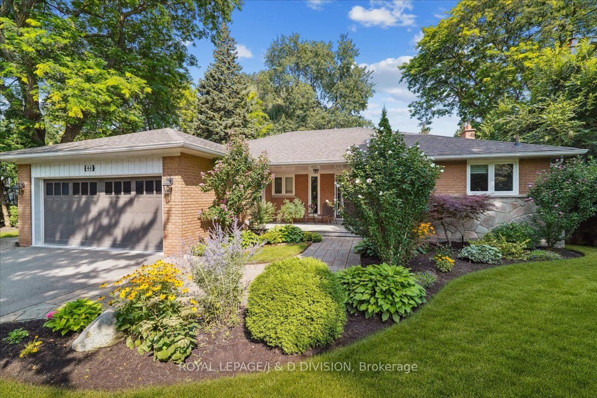 44 George Henry Boulevard photo 1