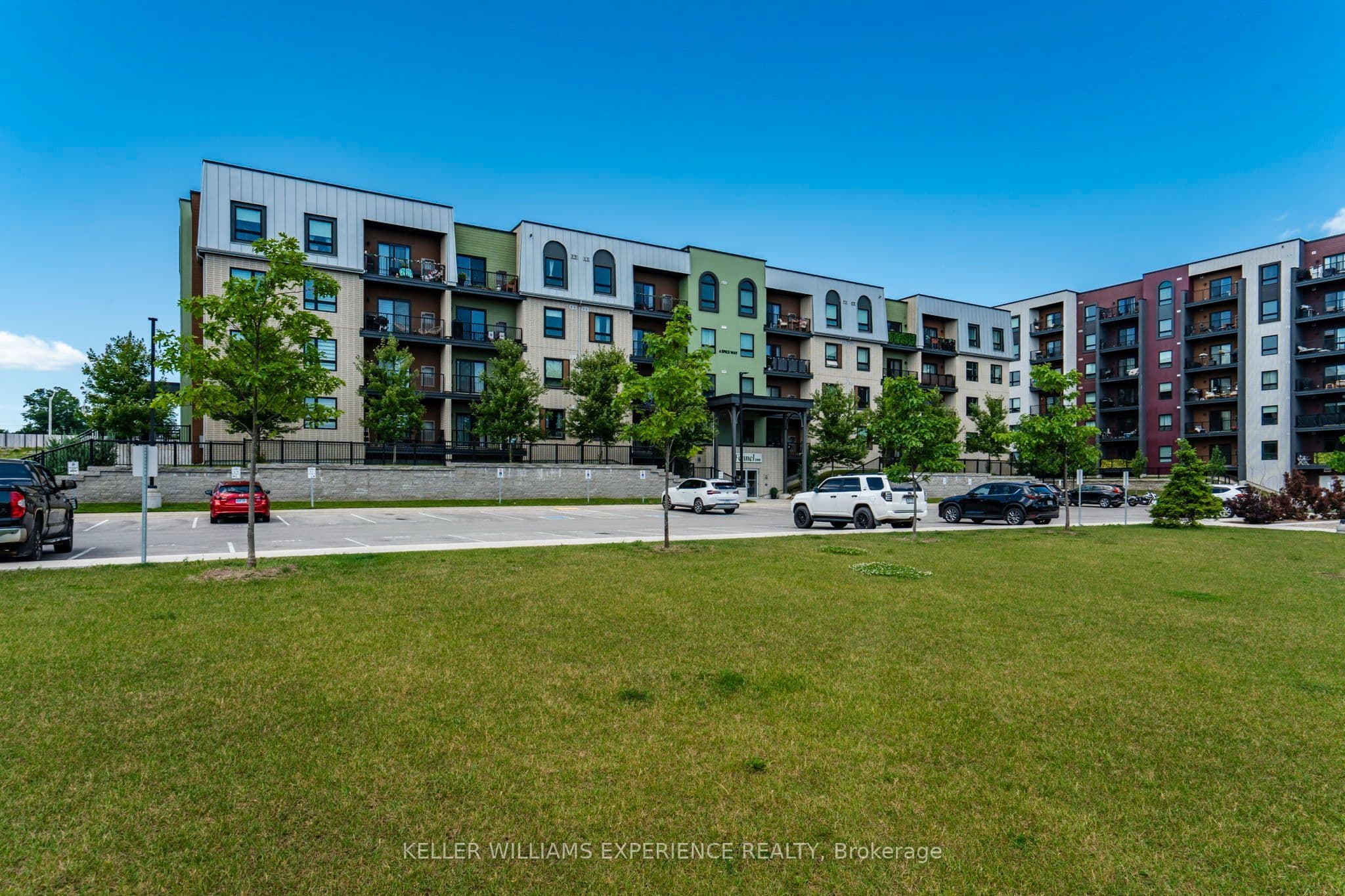 Unit 410 6 Spice Way photo 1