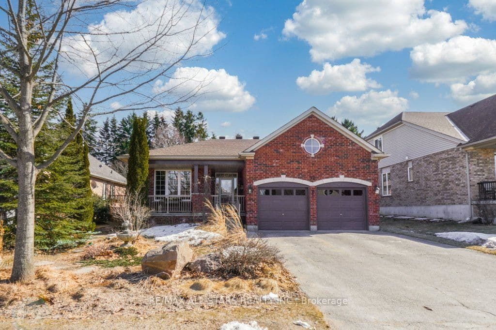 32 Oakside Drive photo 1