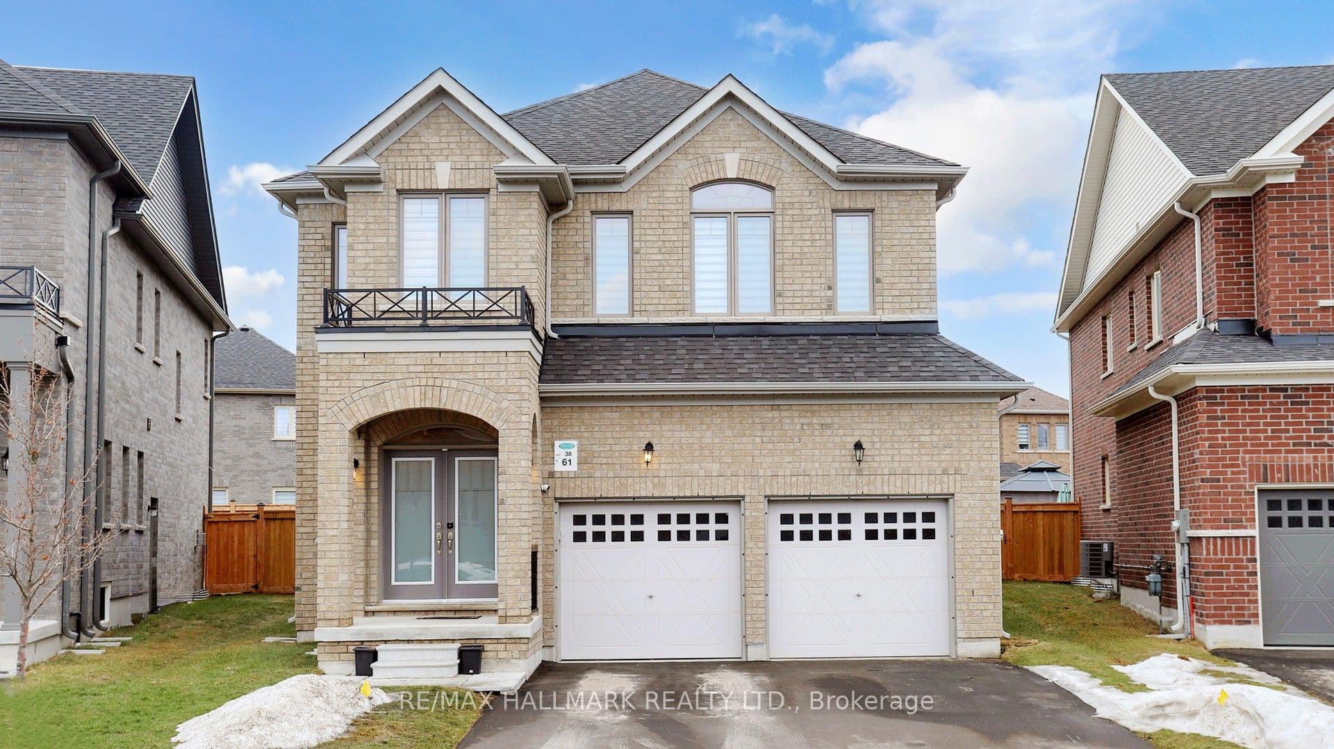 61 Mac Campbell Way photo 1