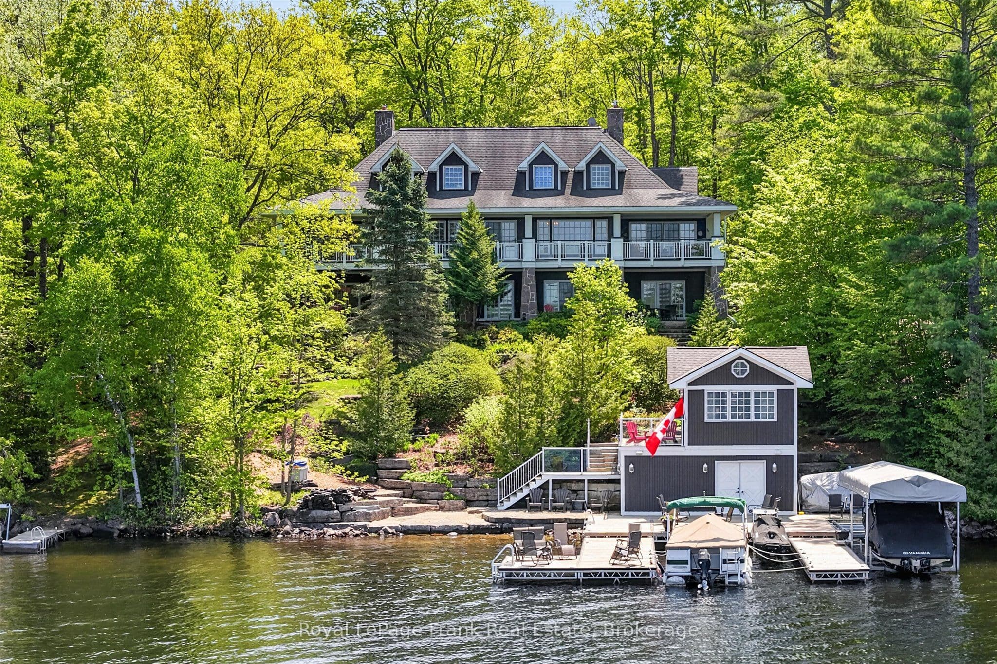 674 Birchview Road photo 1