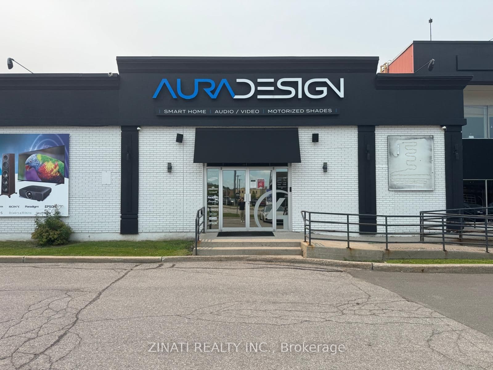 Unit B 1344 Youville Drive photo 1