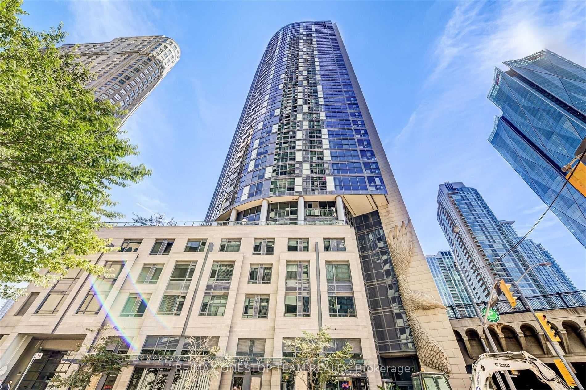 Unit 2206 1 The Esplanade N/A photo 1