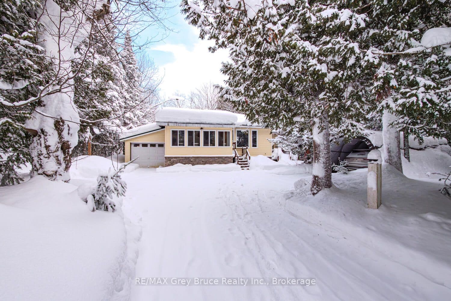 496 Berford Lake Road photo 1