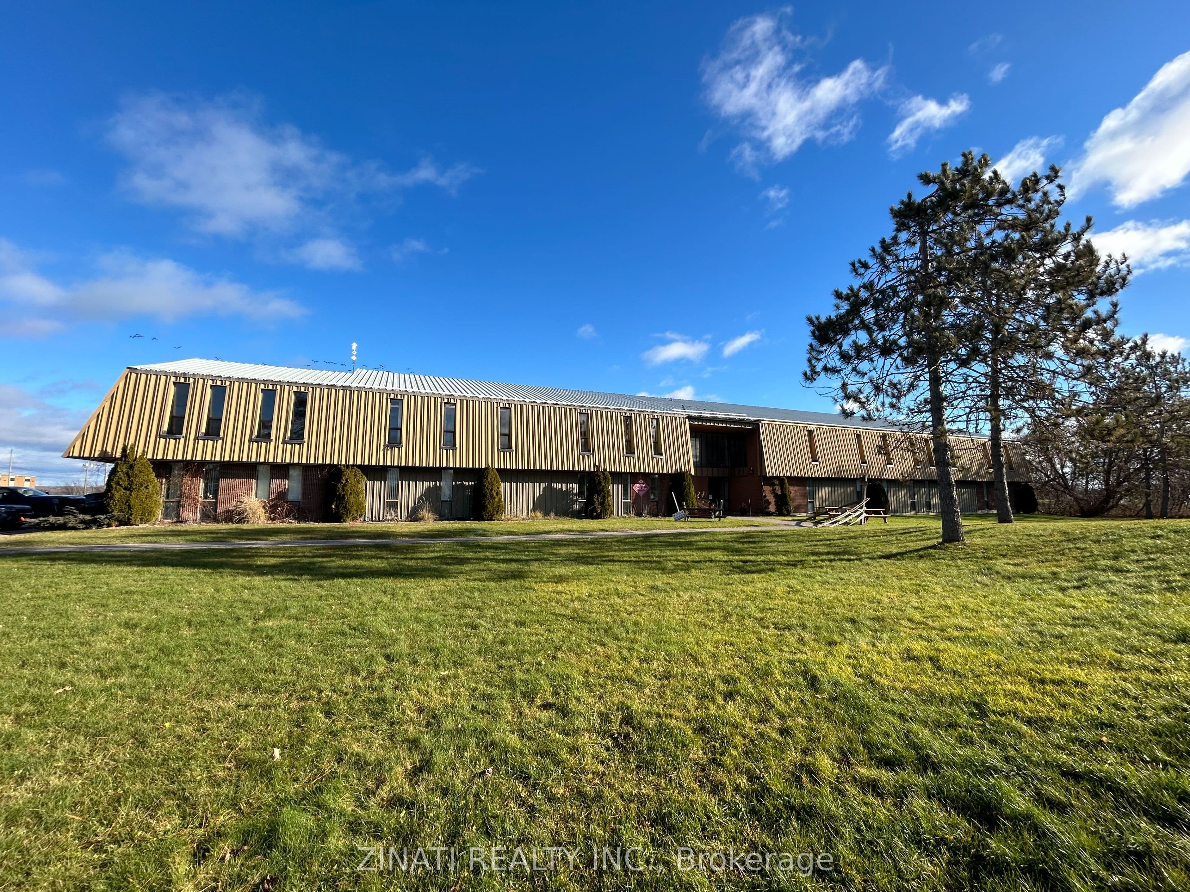 Unit 10 112 John Cavanaugh Road photo 1