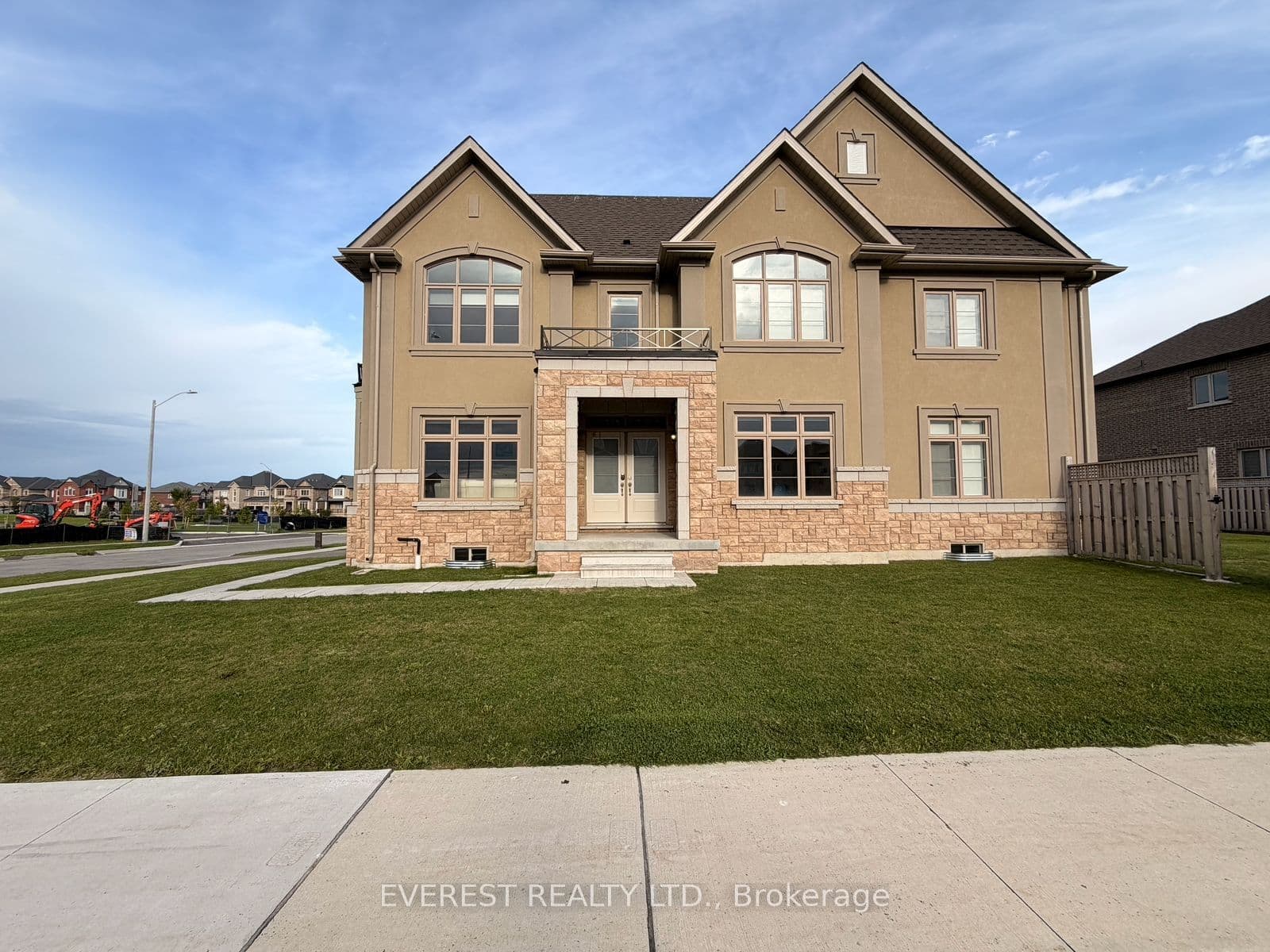1105 Cole Street photo 1