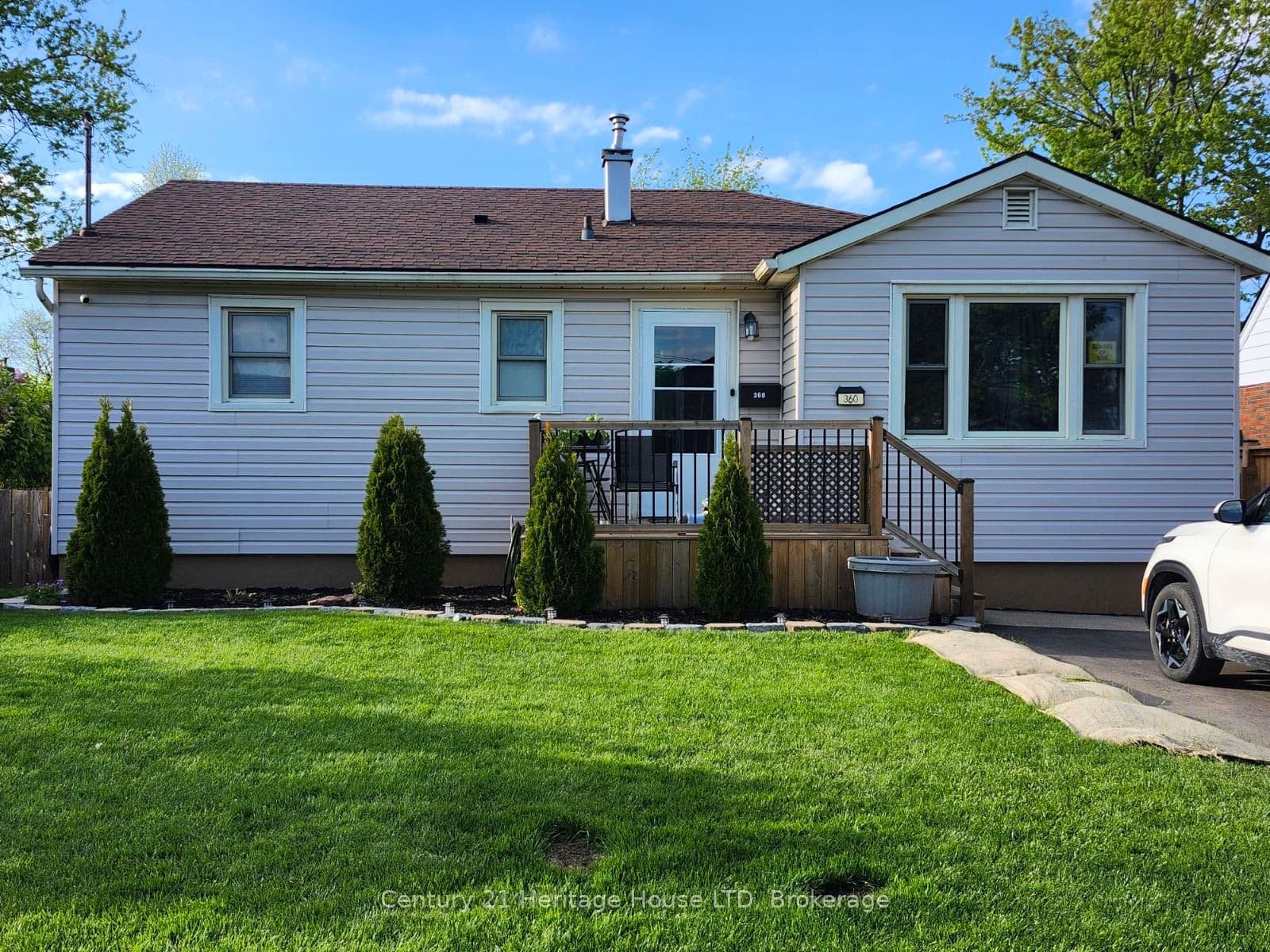 360 Emerick Avenue photo 1