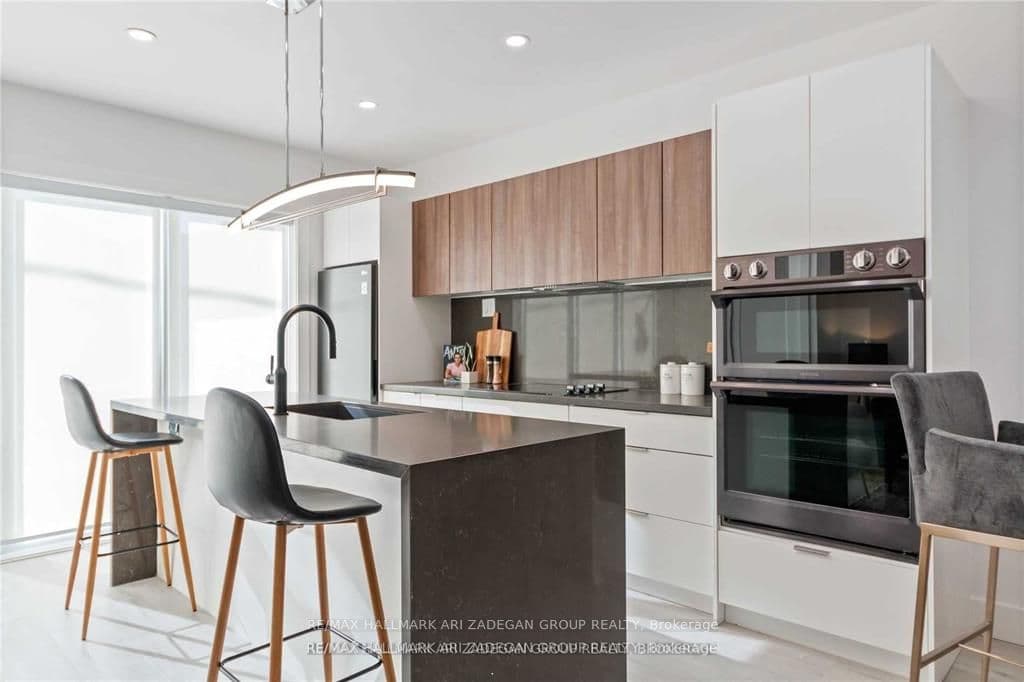 Unit 2 16 Minto Street photo 1