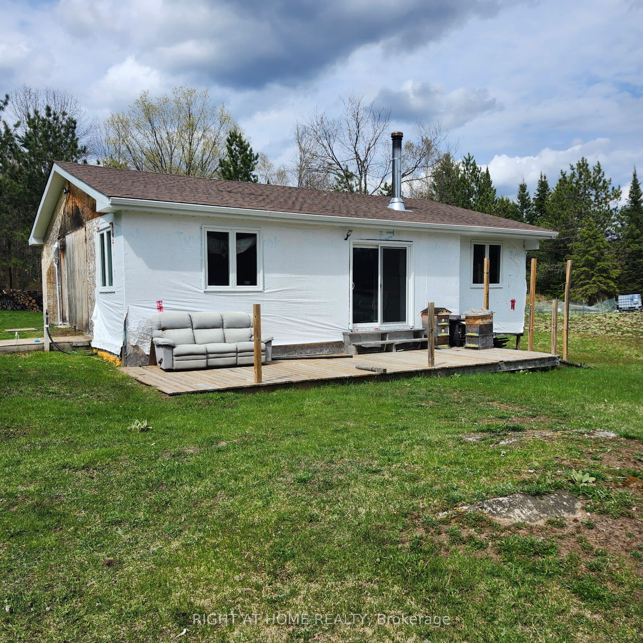 7945 COUNTY ROAD 46 Road photo 1