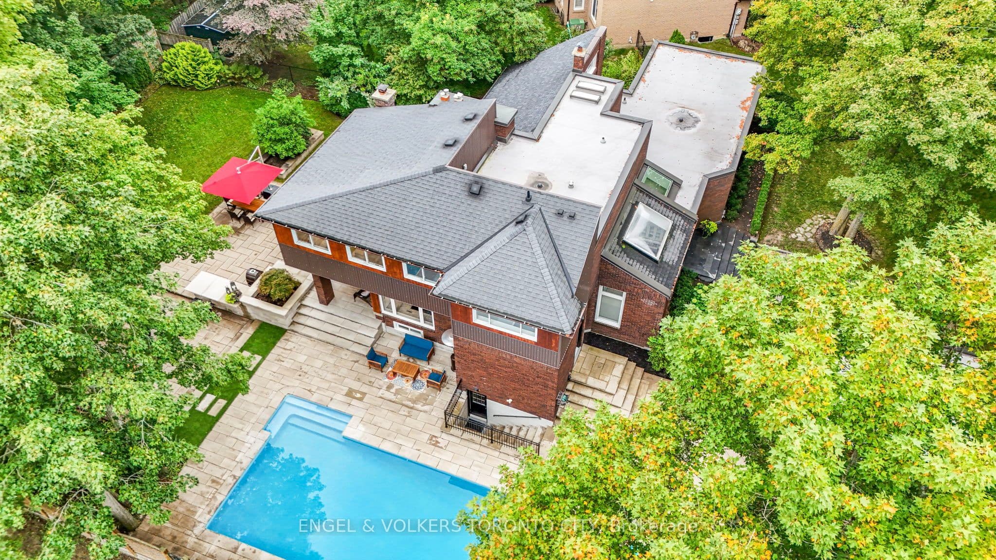 11 Cedarwood Crescent photo 1