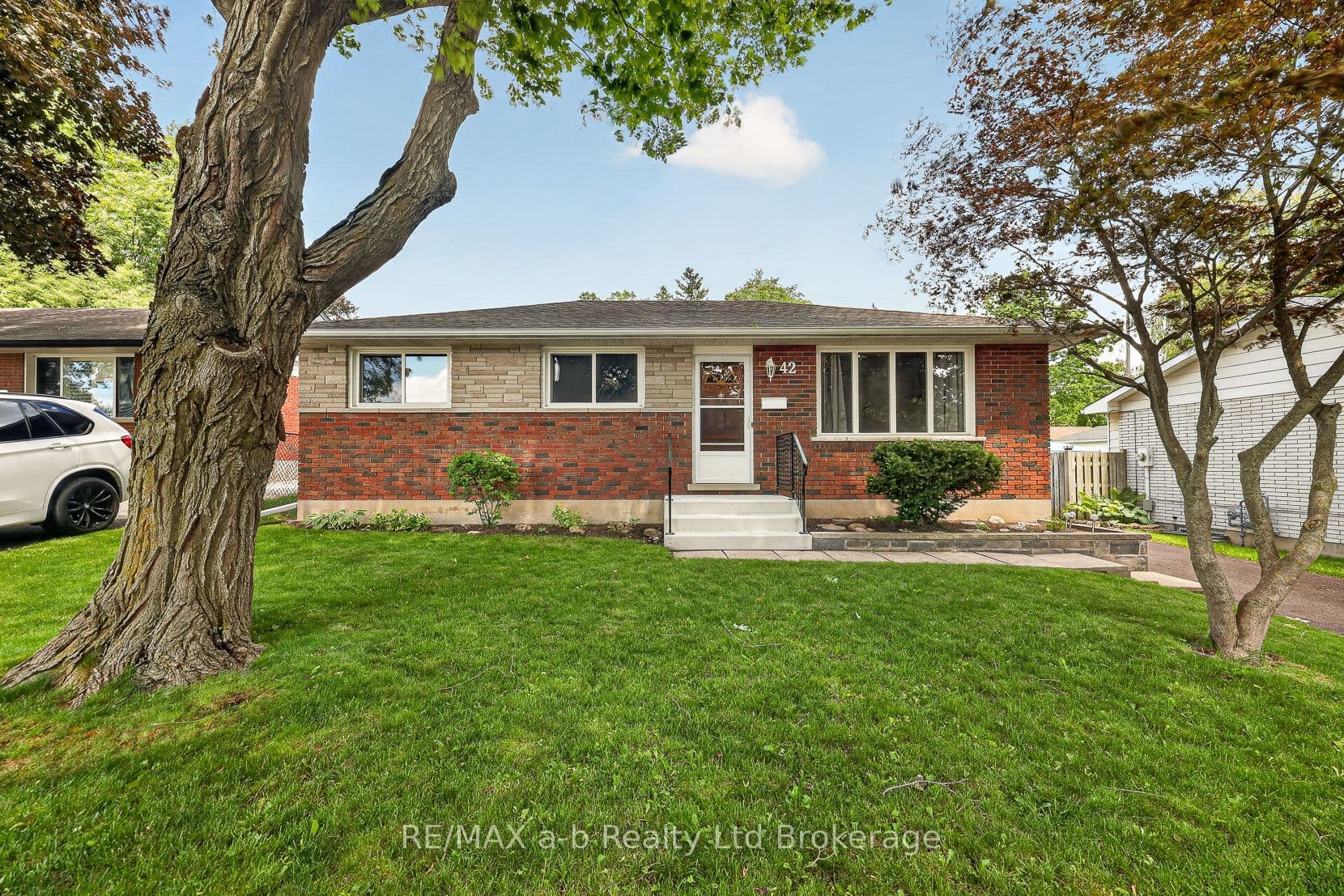 42 Princess Park Road photo 1