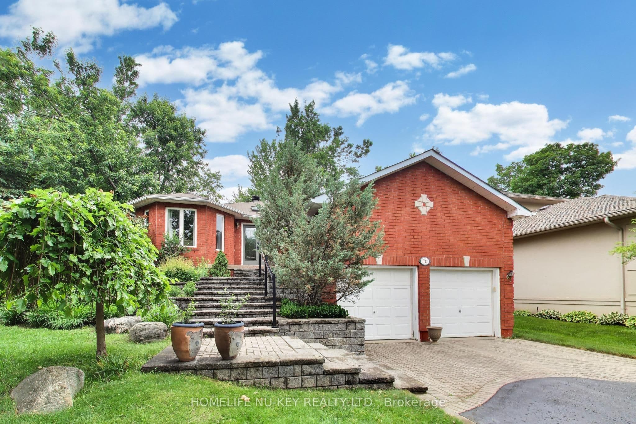 78 BROWN WOOD Drive photo 1
