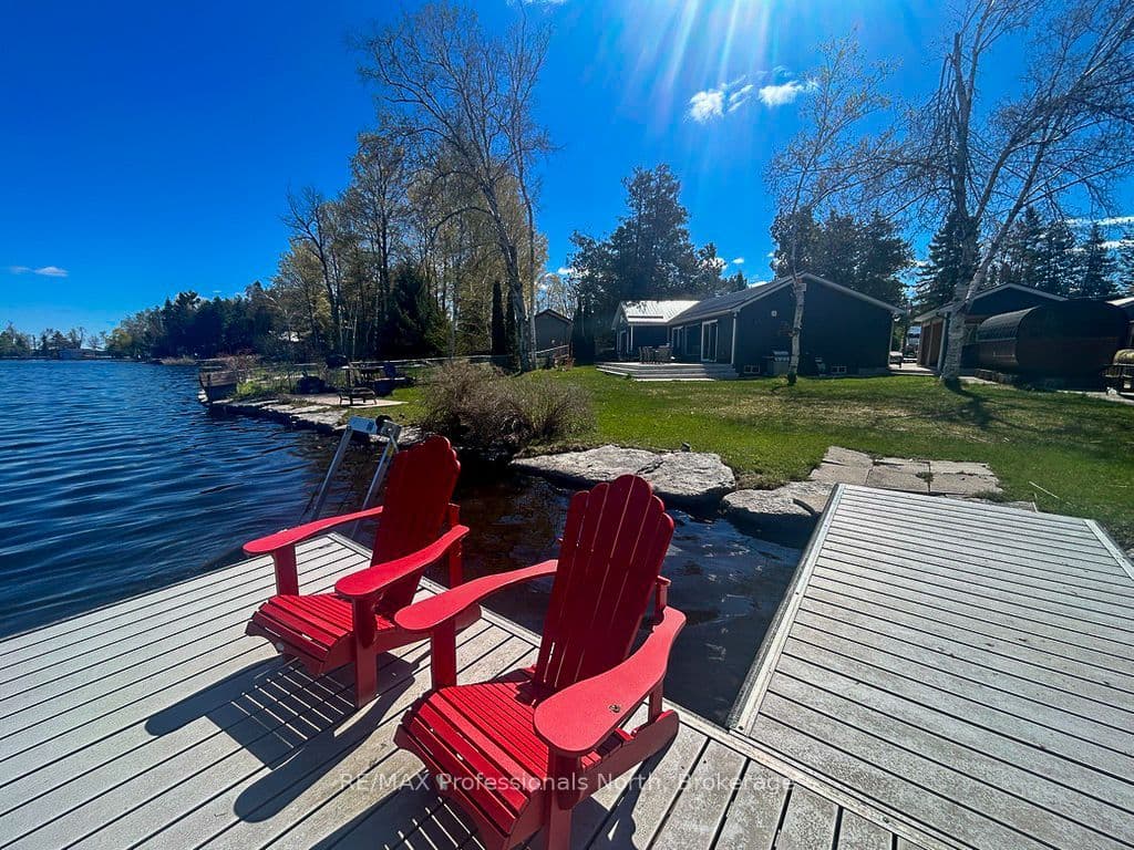 652 Robel Drive photo 1